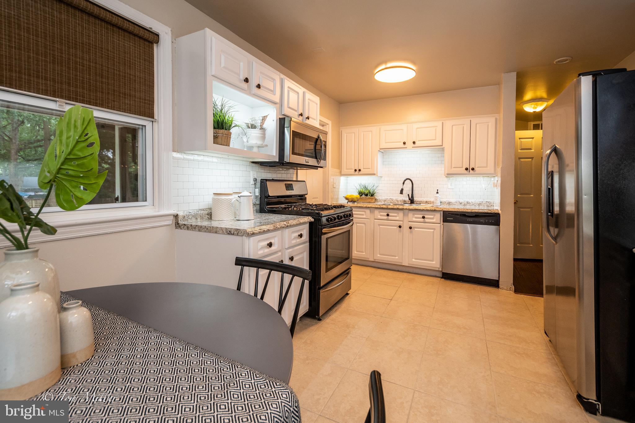 NEW CARROLLTON - Residential