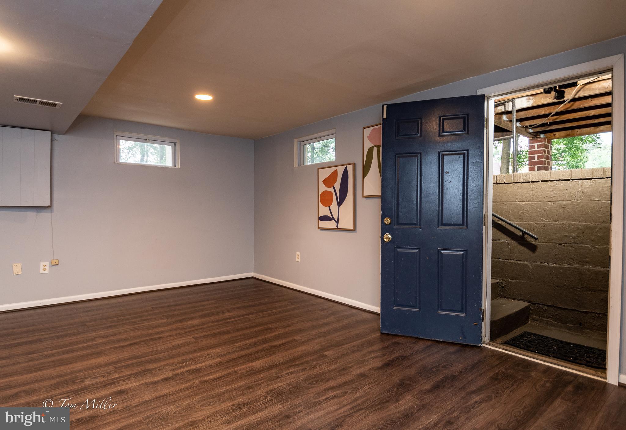 NEW CARROLLTON - Residential