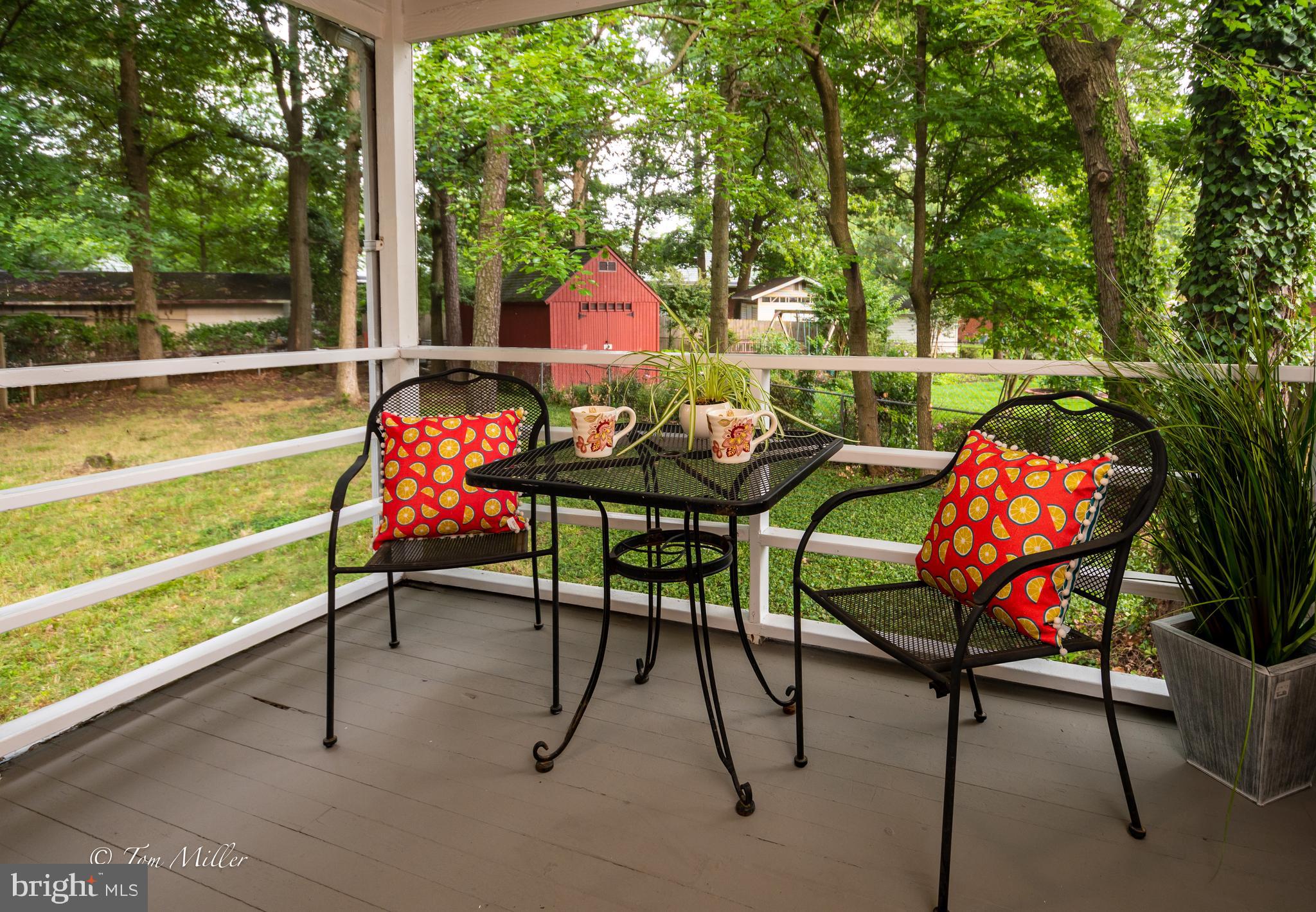 NEW CARROLLTON - Residential