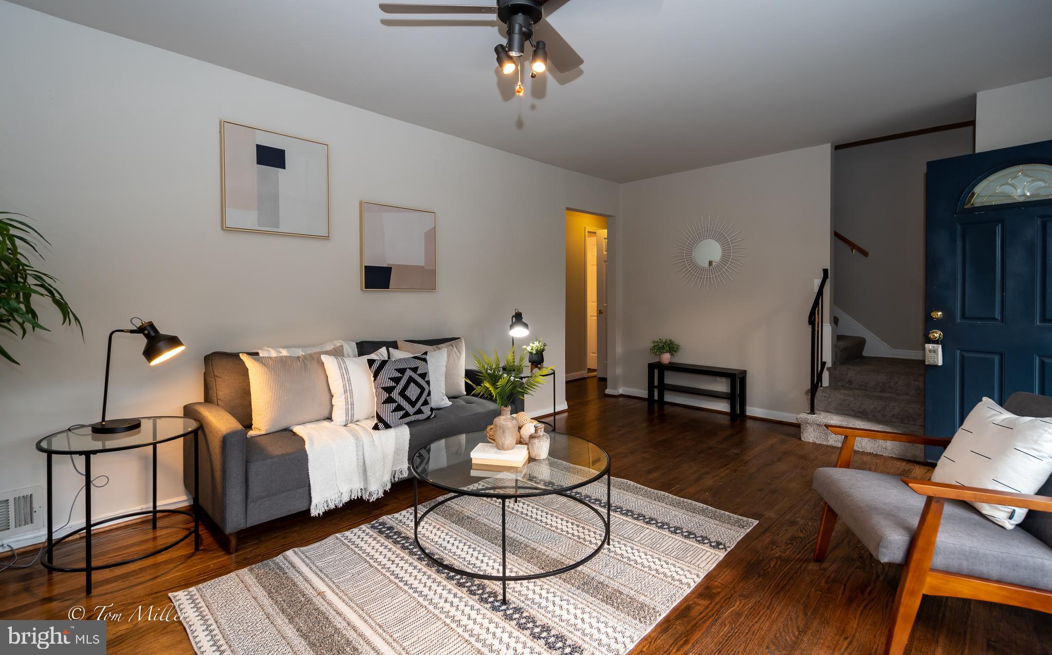 NEW CARROLLTON - Residential