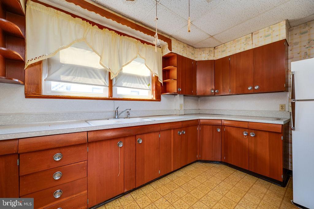 NONE AVAILABLE - Residential Income