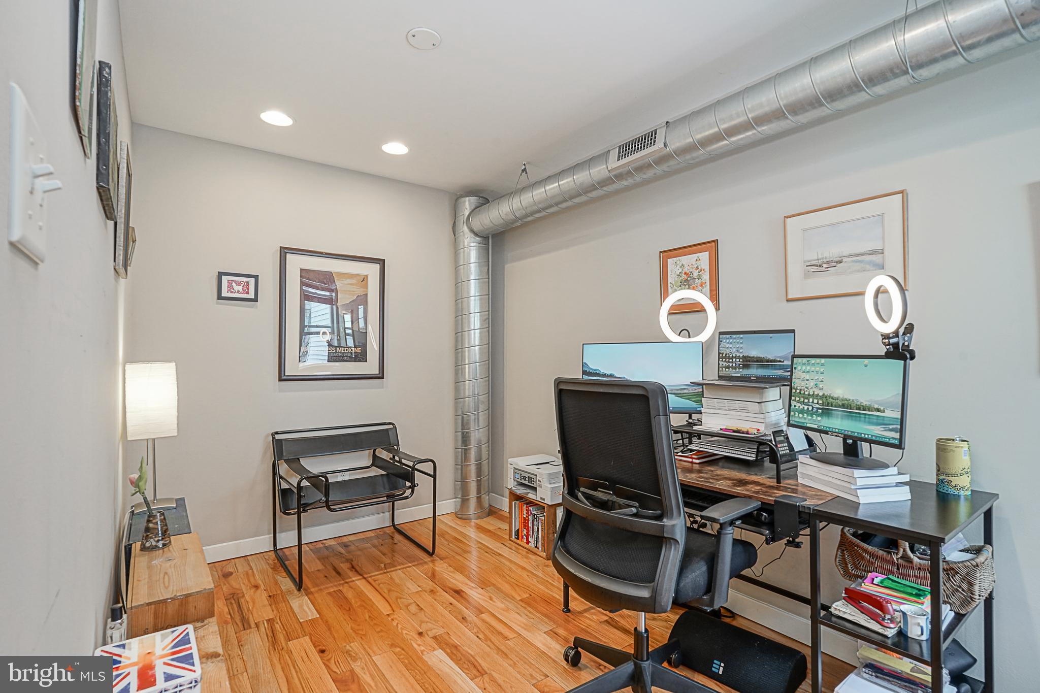 POINT BREEZE - Residential Lease