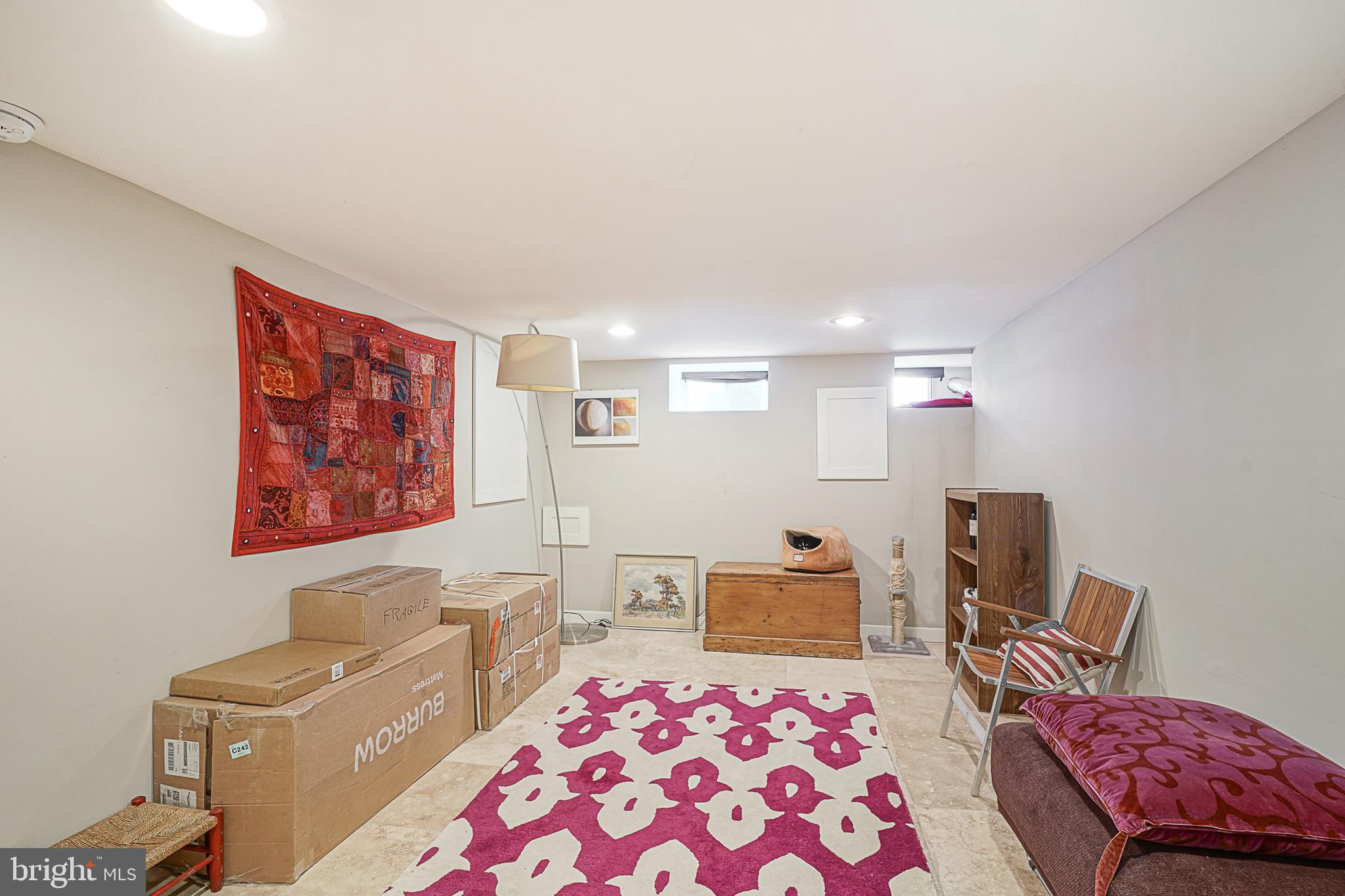 POINT BREEZE - Residential Lease