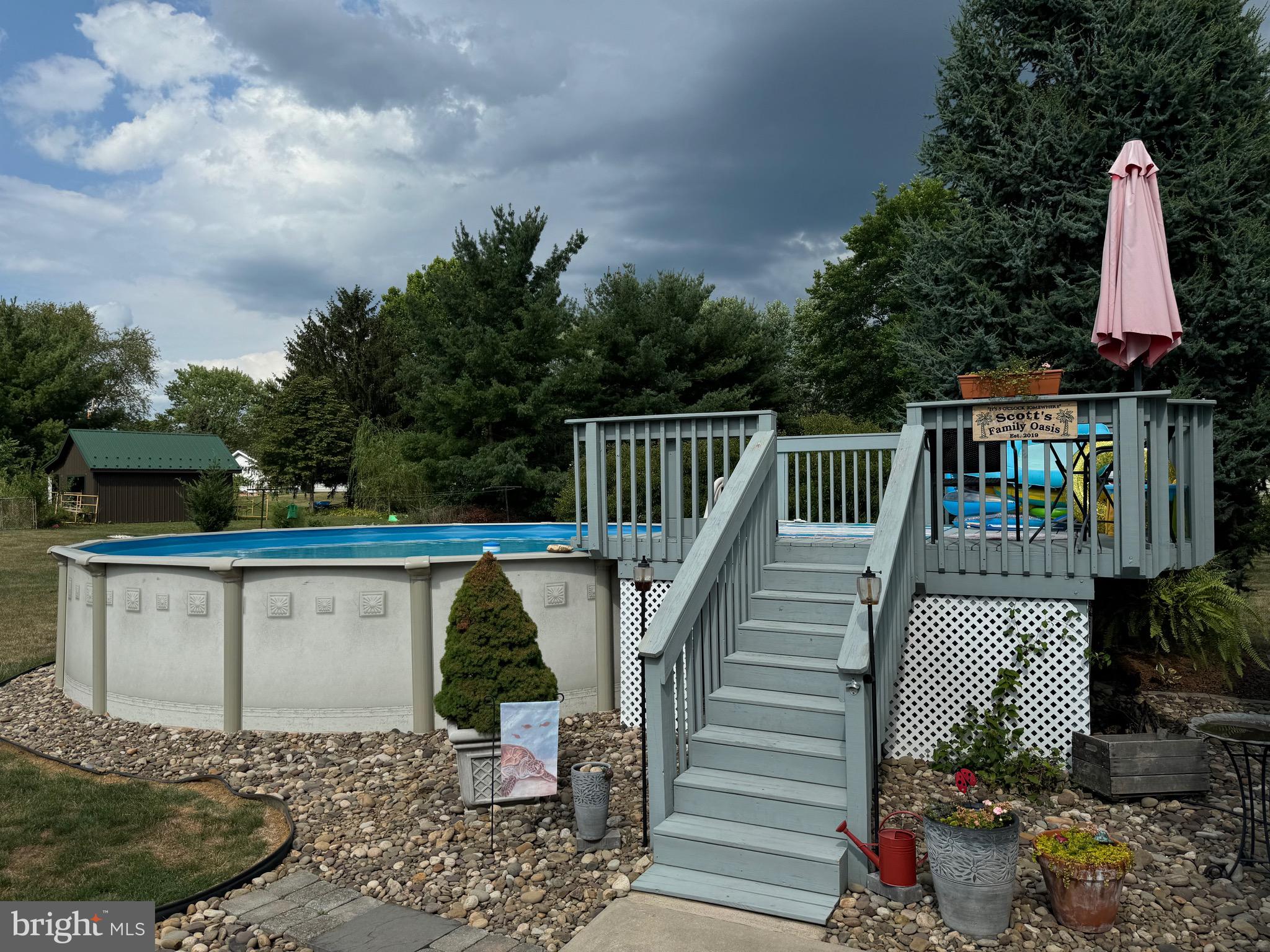 WAYNE HEIGHTS - Residential