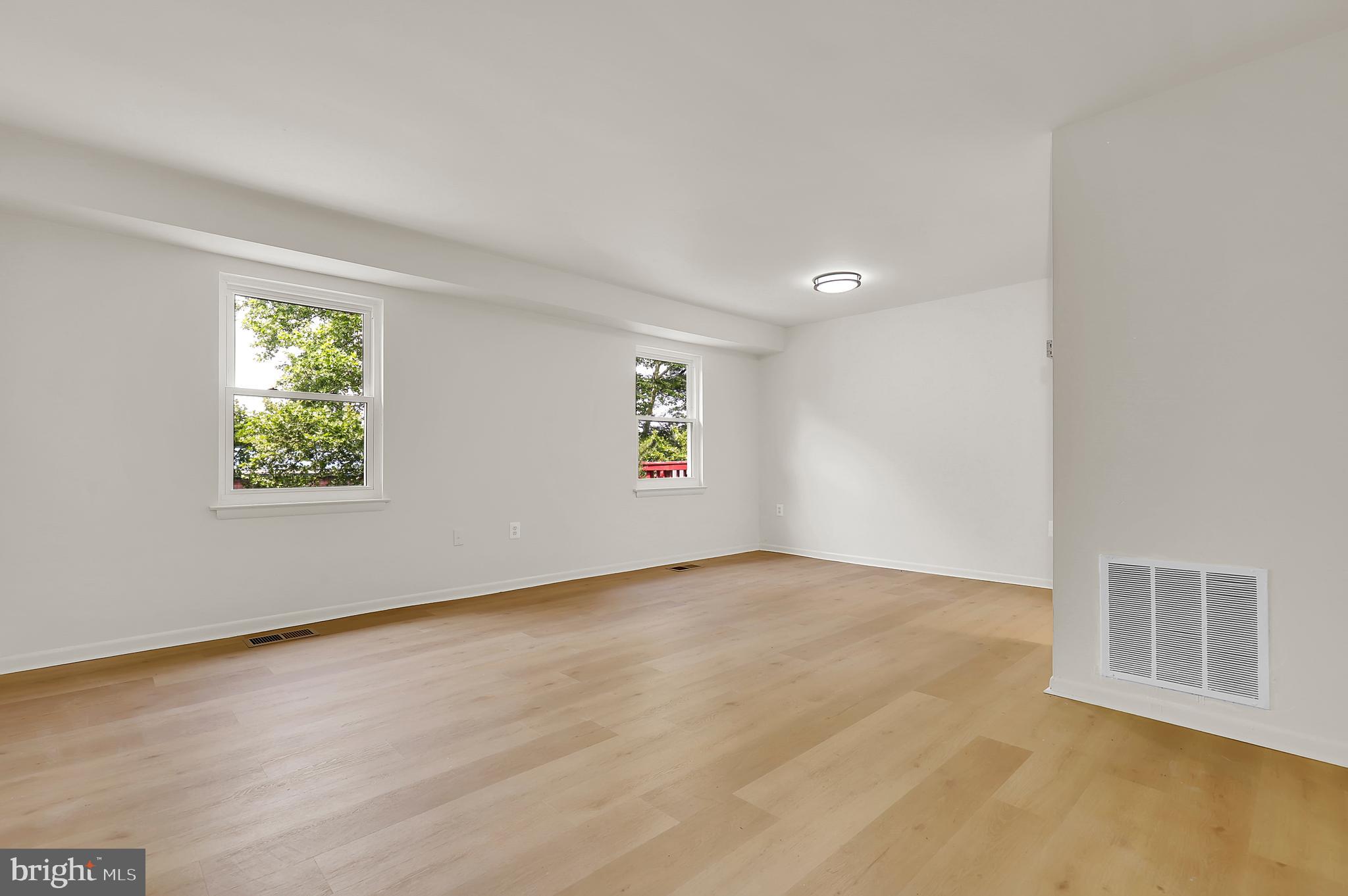 BRIGHTON WEST - Residential