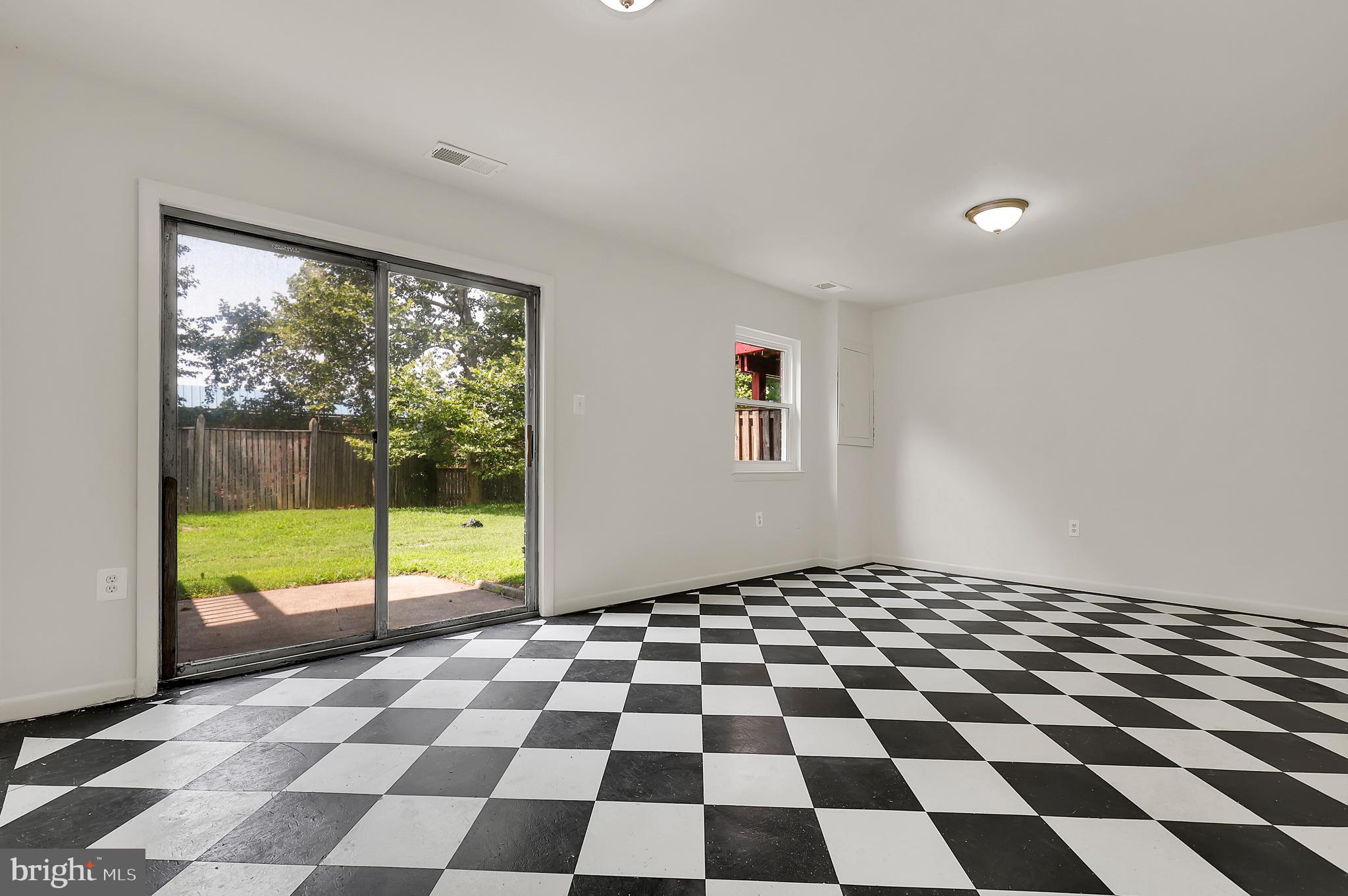 BRIGHTON WEST - Residential