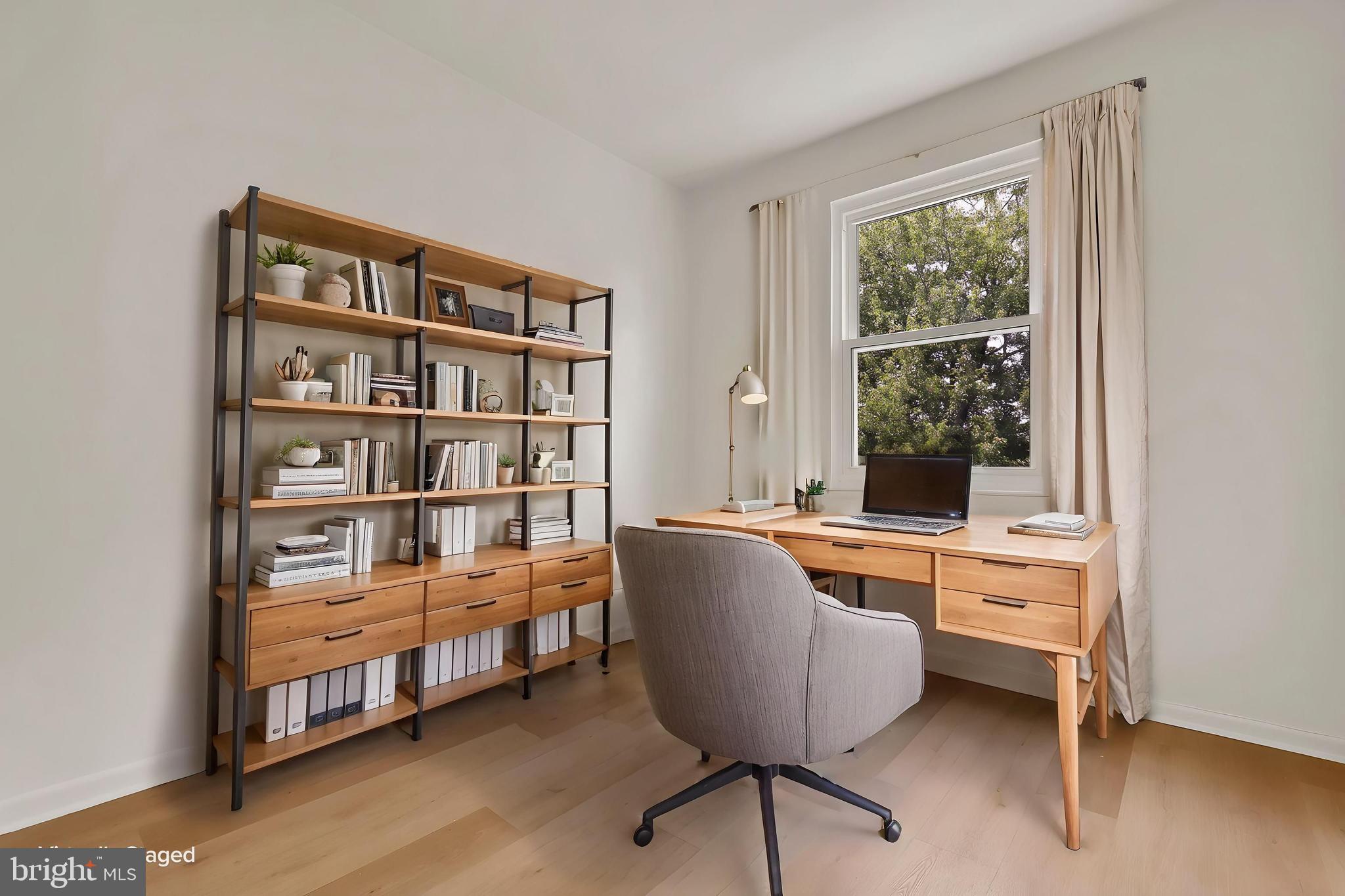 BRIGHTON WEST - Residential