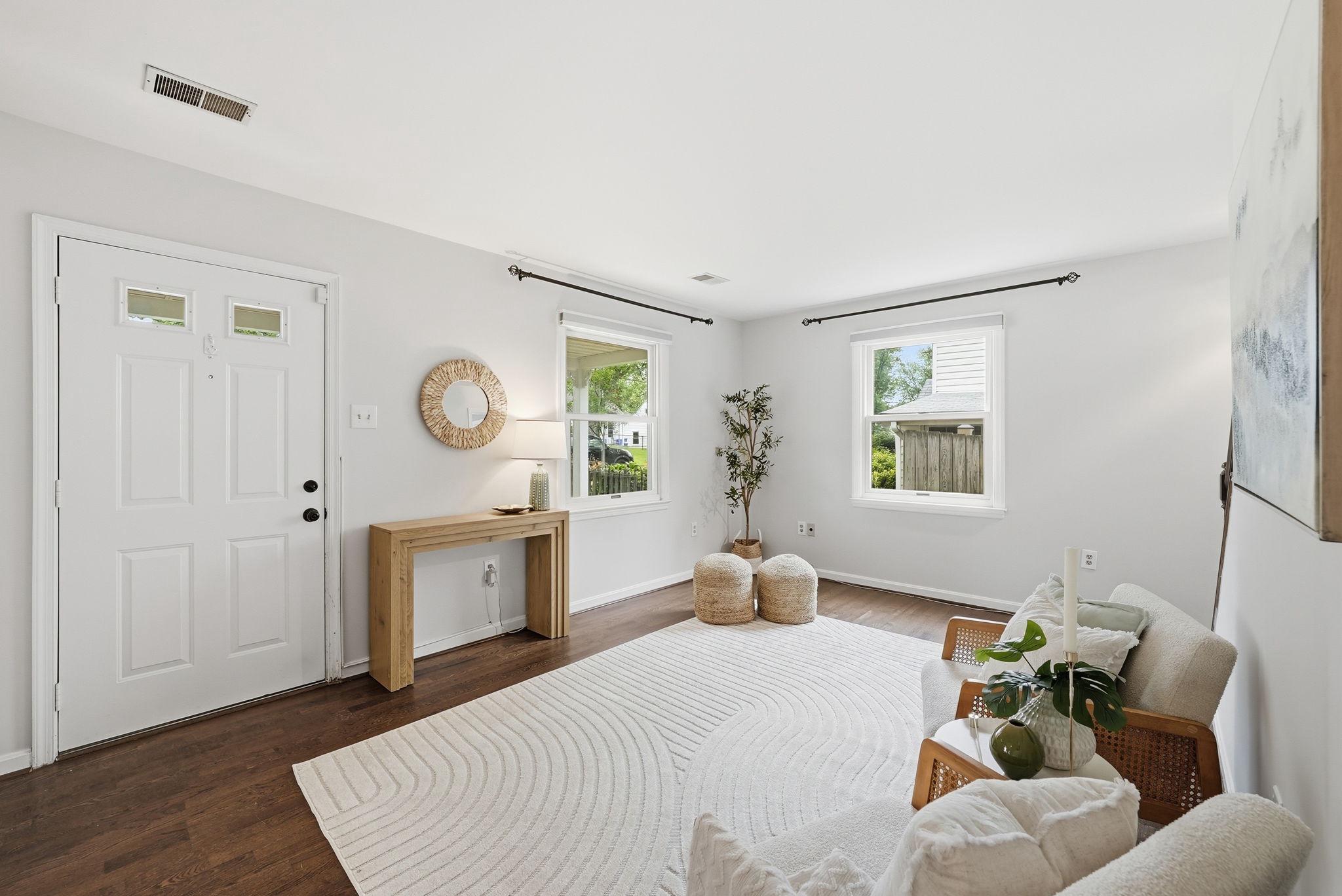 KENSINGTON HEIGHTS - Residential