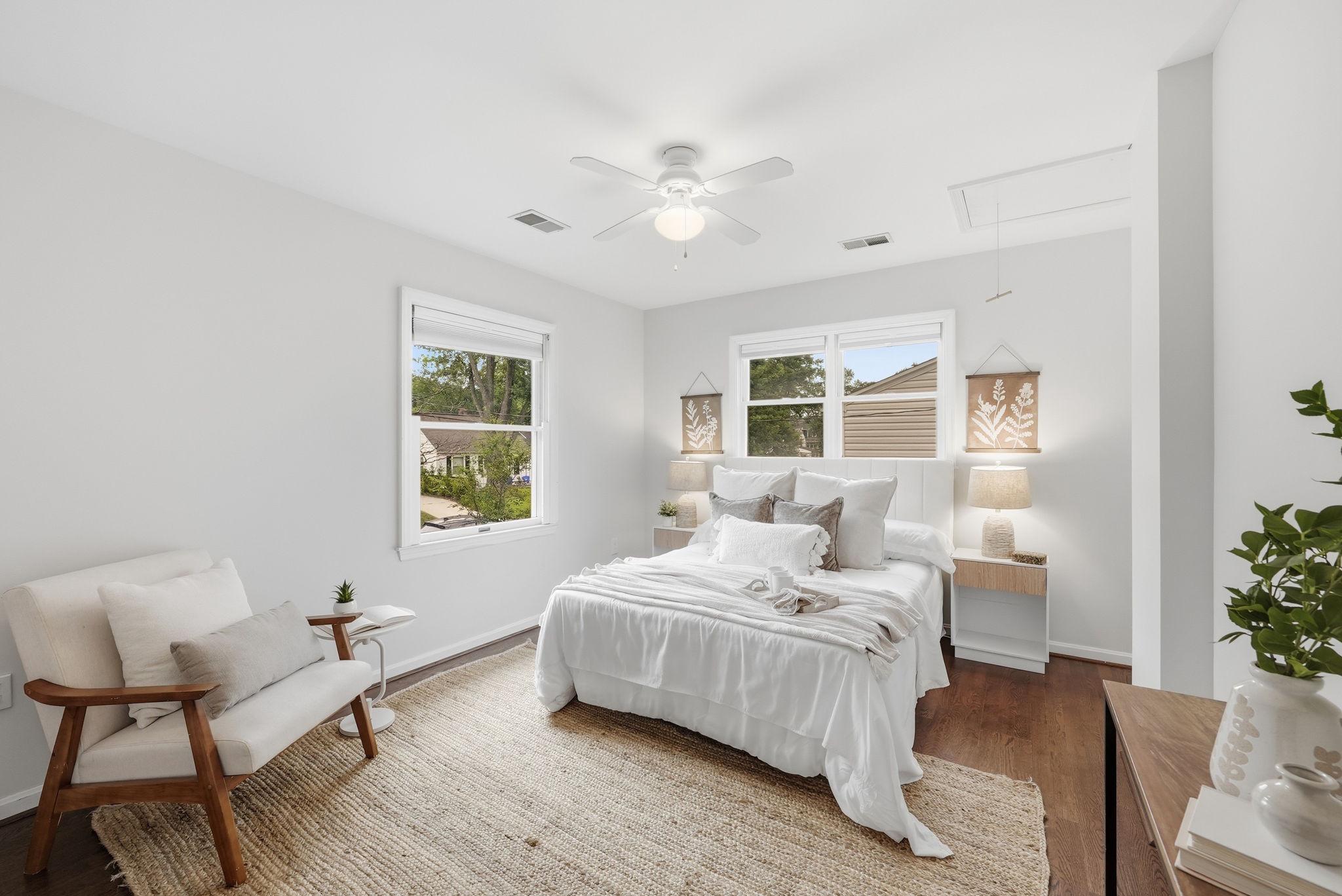 KENSINGTON HEIGHTS - Residential