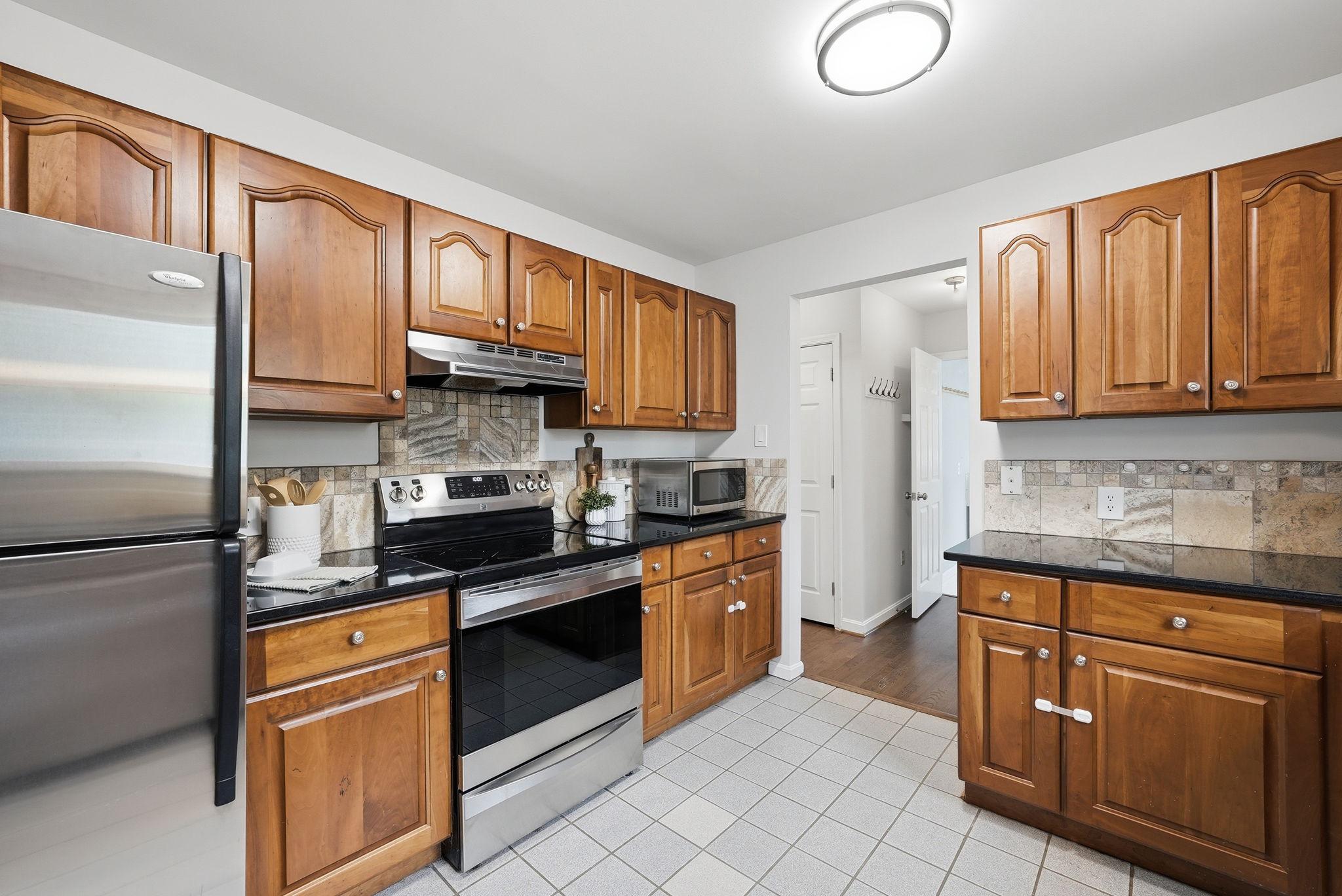 KENSINGTON HEIGHTS - Residential