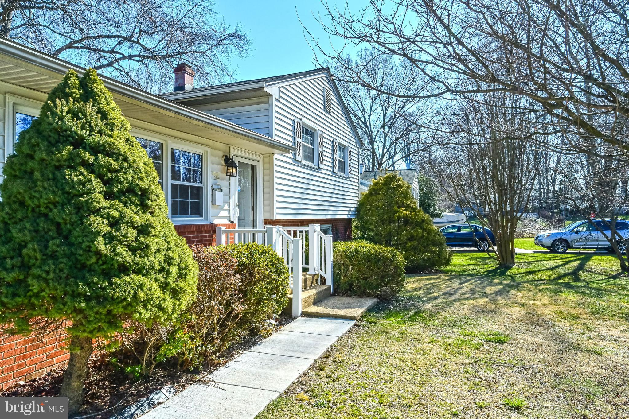 VIENNA WOODS - Residential Lease