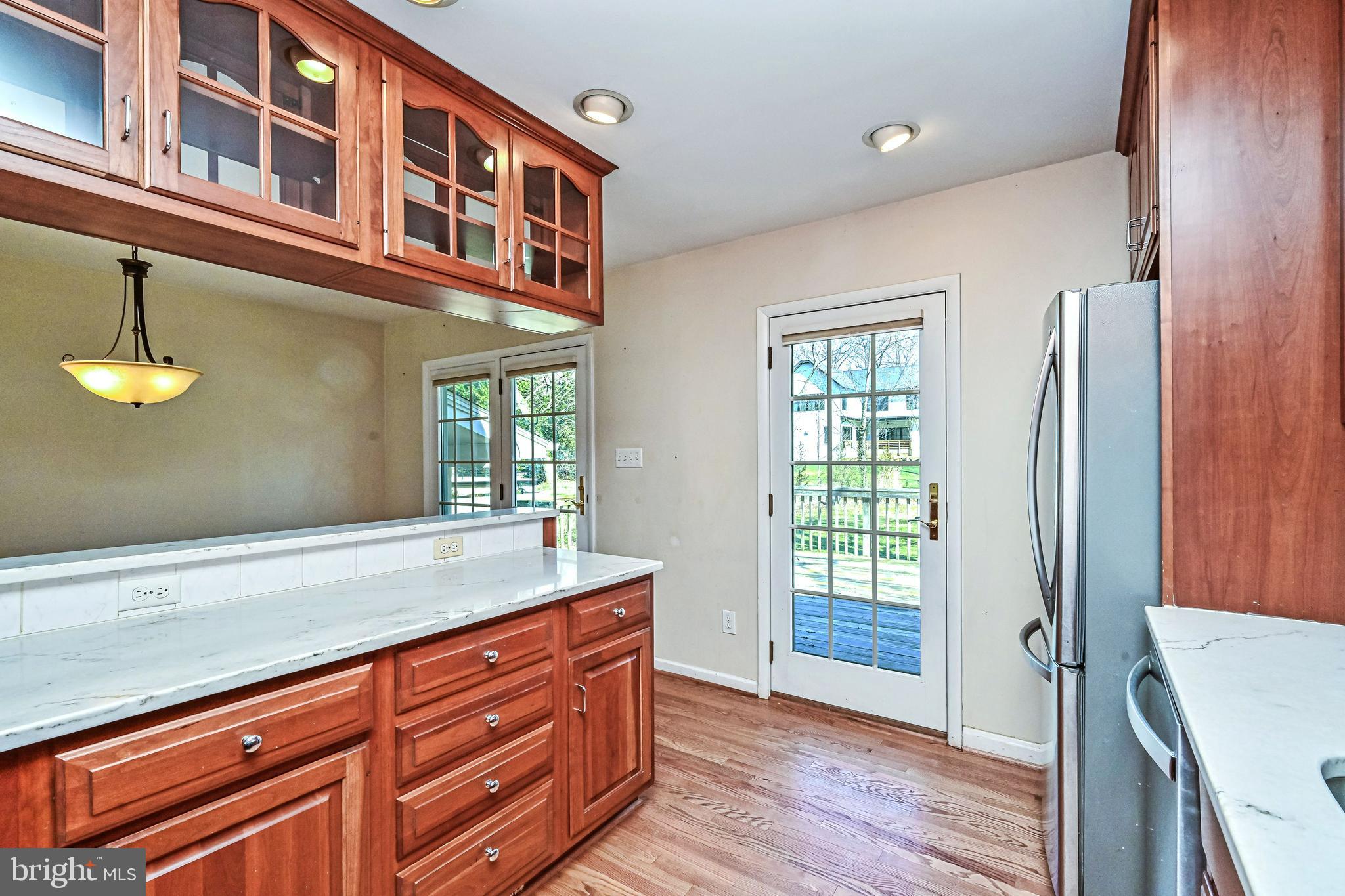 VIENNA WOODS - Residential Lease