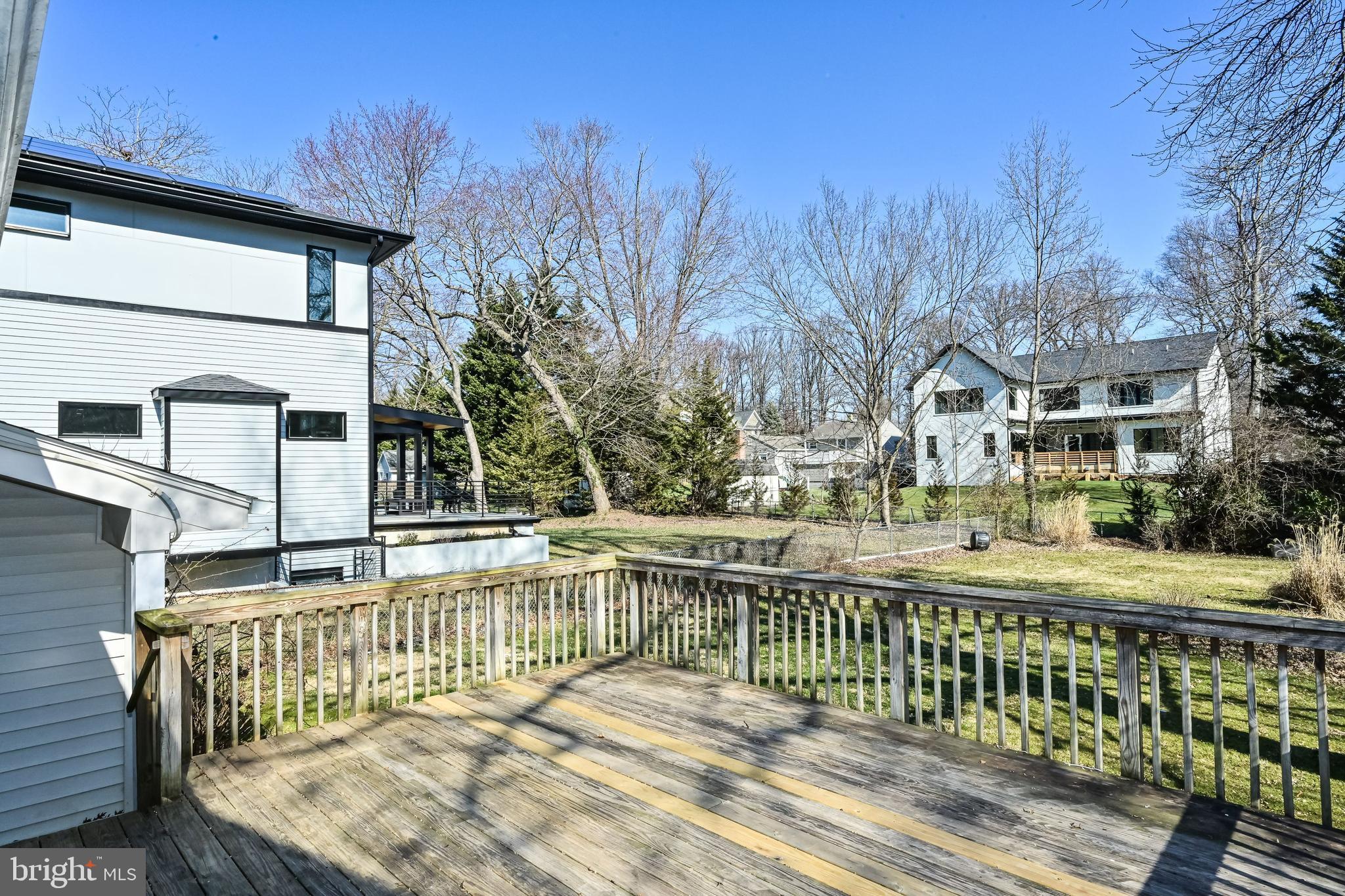 VIENNA WOODS - Residential Lease
