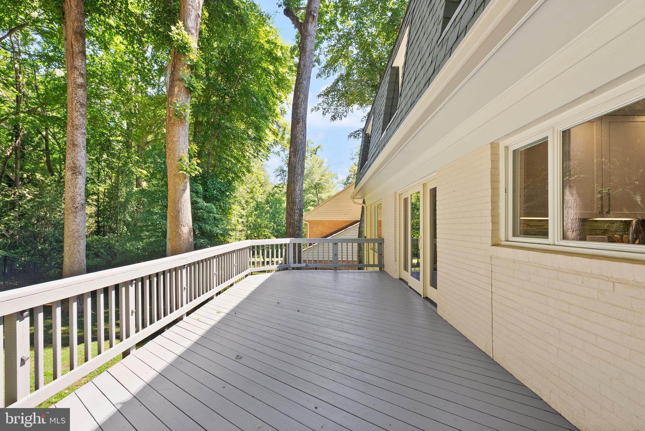 CHAIN BRIDGE FOREST - Residential
