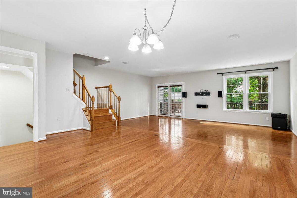 TIMBERLAWN - Residential