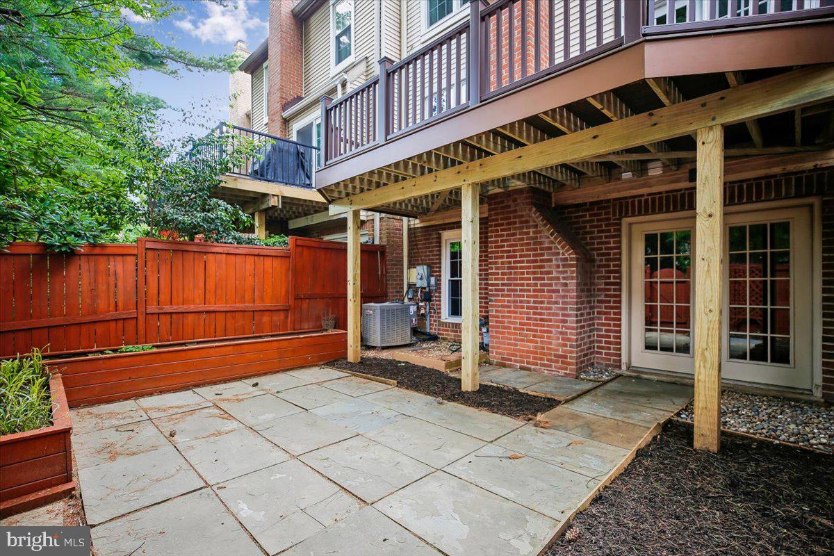 TIMBERLAWN - Residential