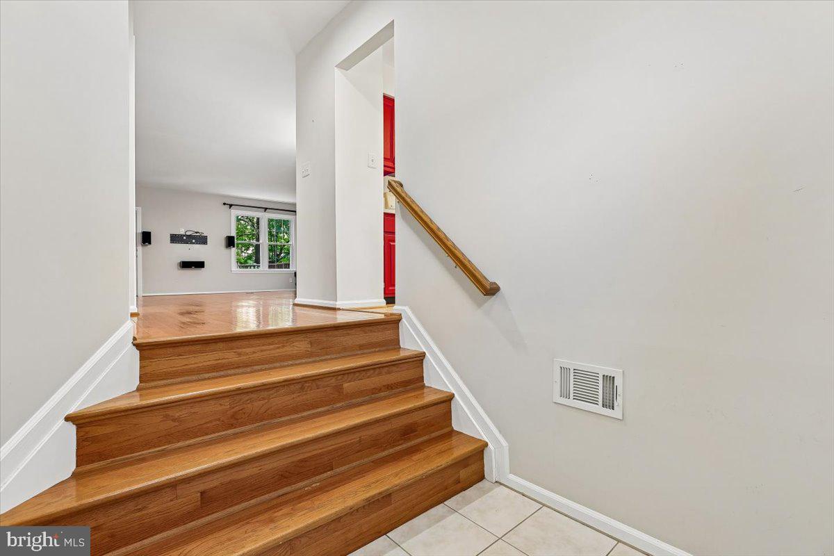 TIMBERLAWN - Residential