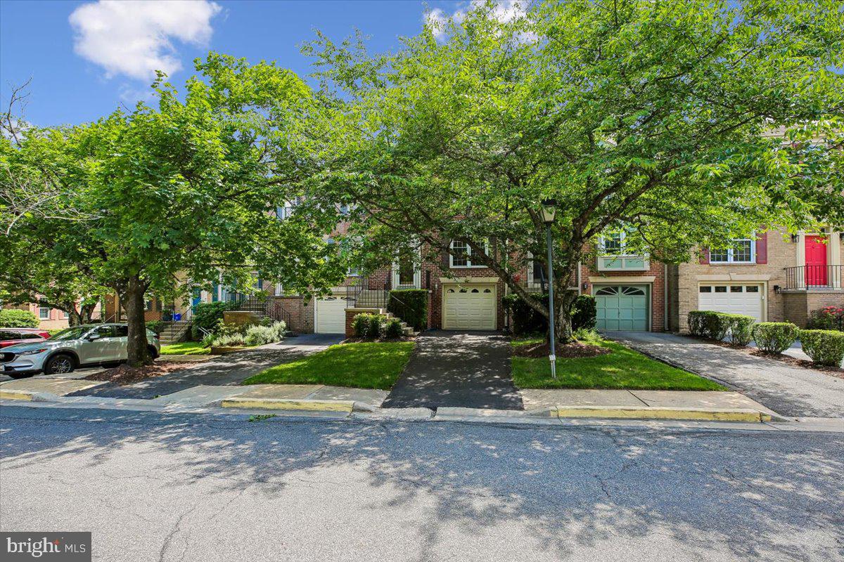 TIMBERLAWN - Residential