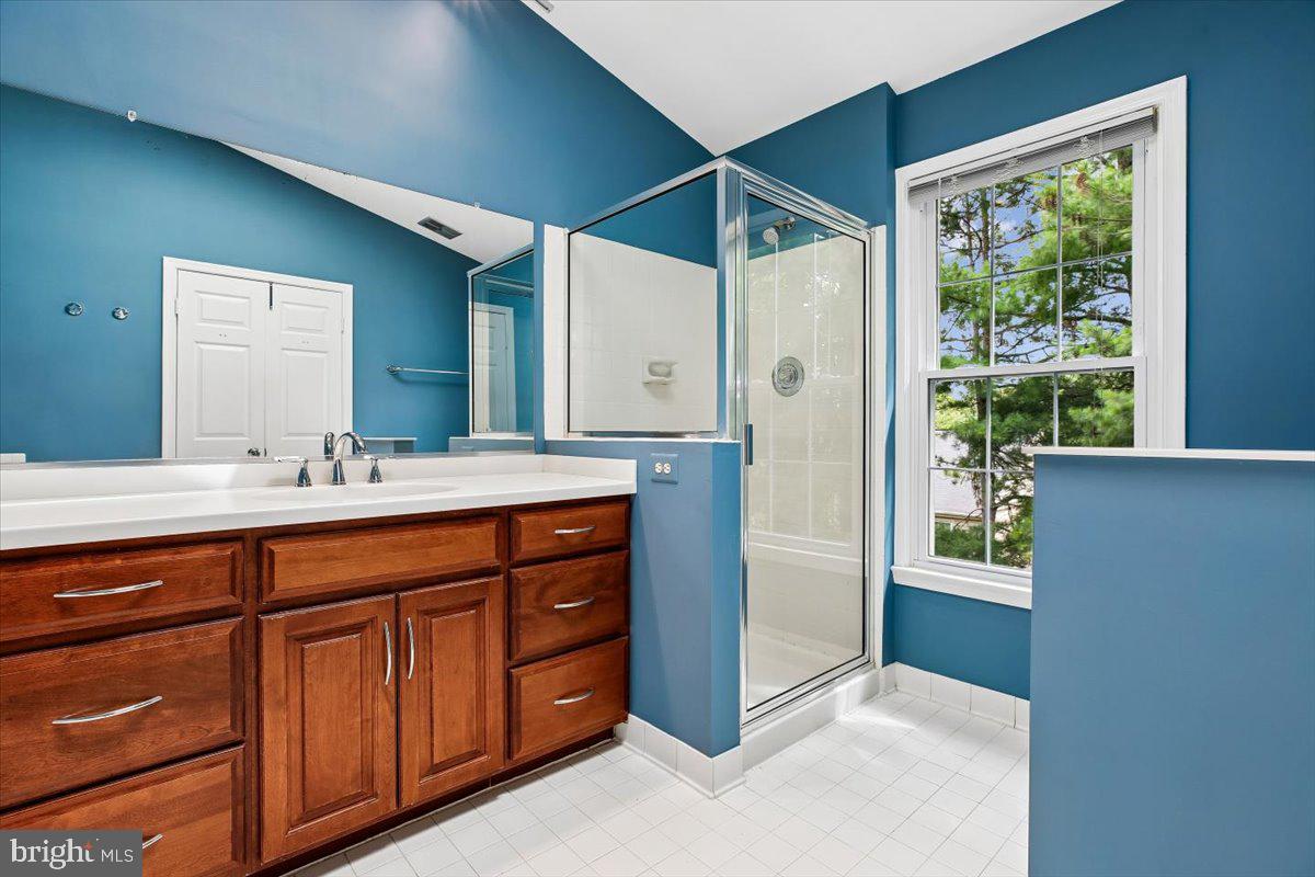 TIMBERLAWN - Residential
