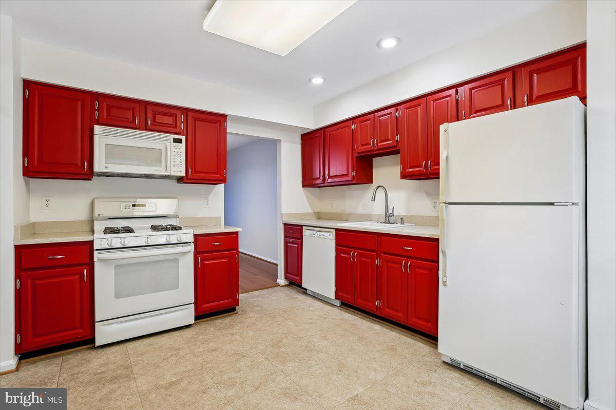 TIMBERLAWN - Residential