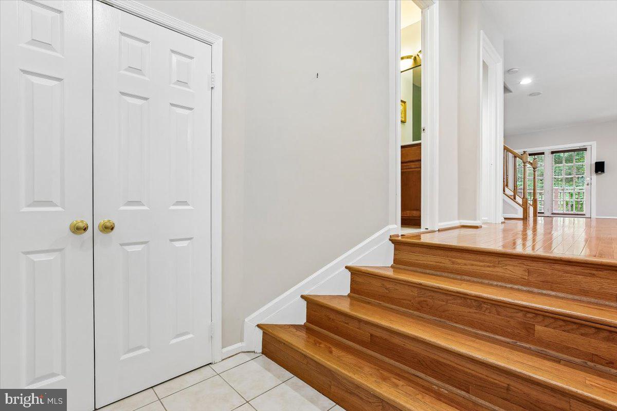TIMBERLAWN - Residential