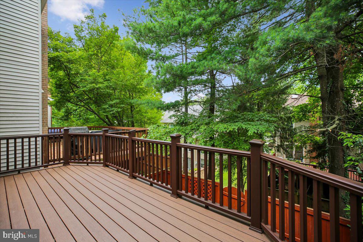 TIMBERLAWN - Residential
