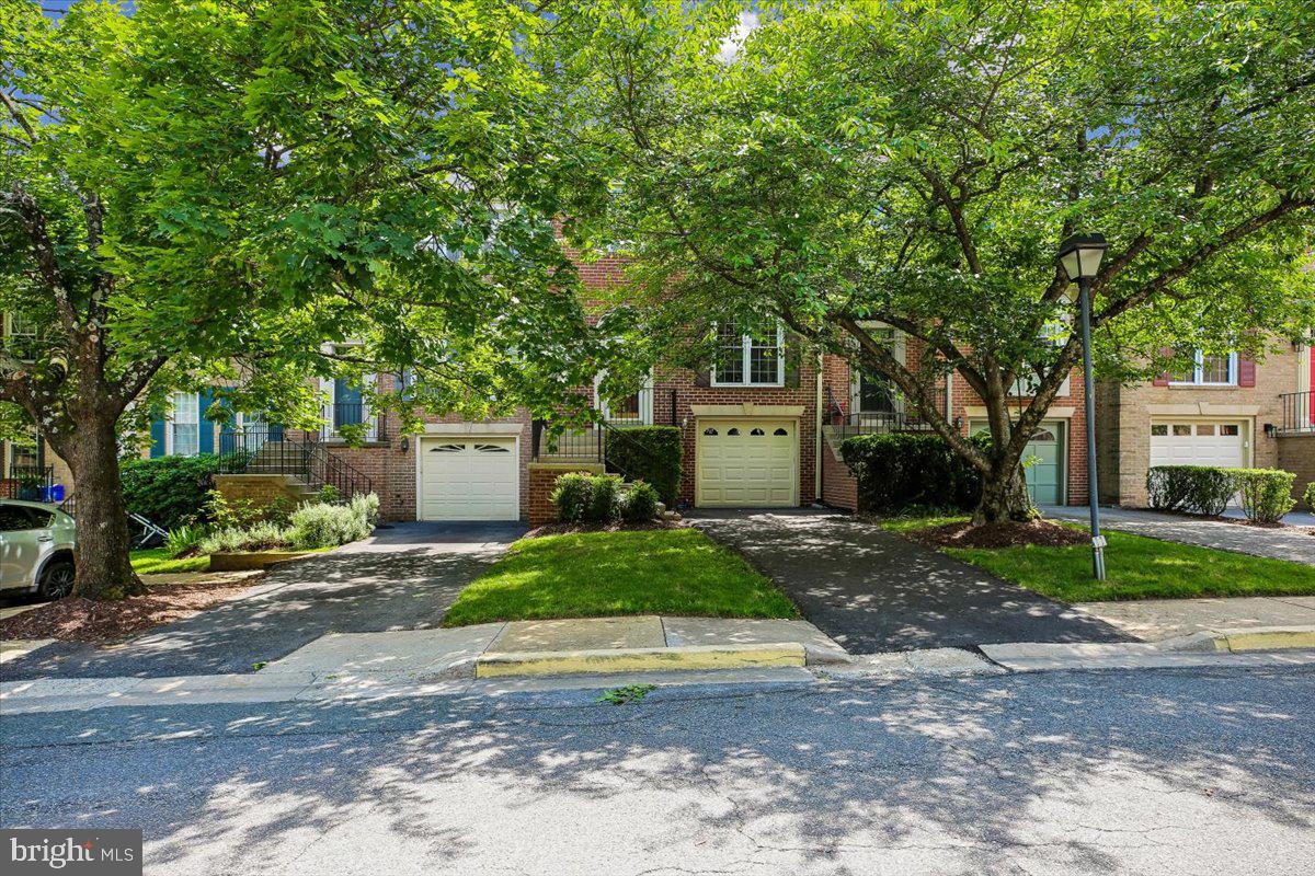 TIMBERLAWN - Residential