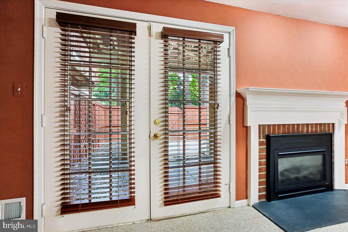 TIMBERLAWN - Residential