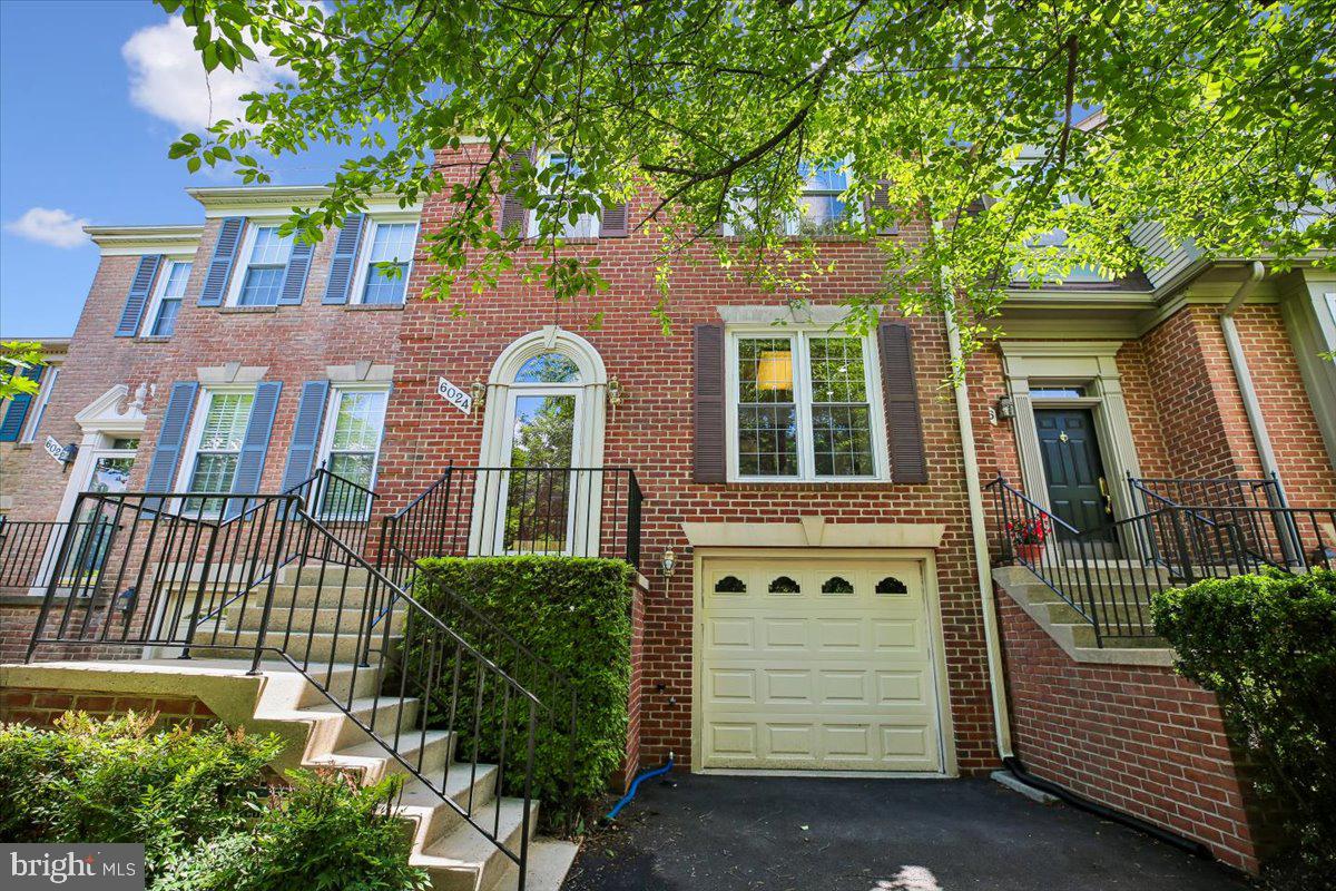 TIMBERLAWN - Residential