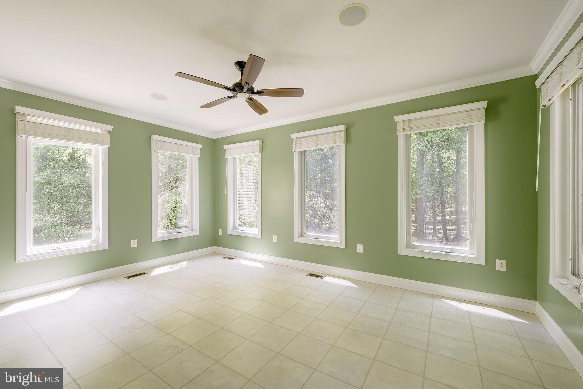 OCCOQUAN OVERLOOK - Residential