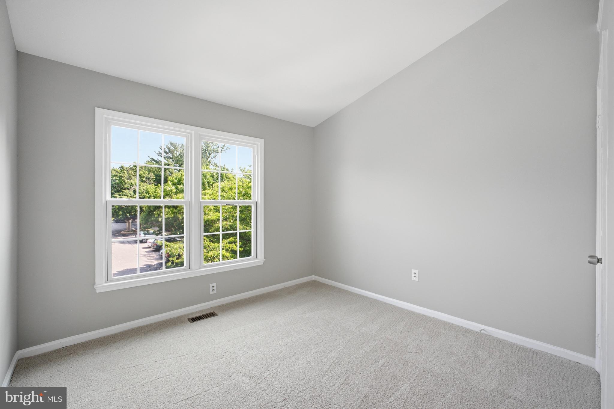 TIMBERLAWN - Residential