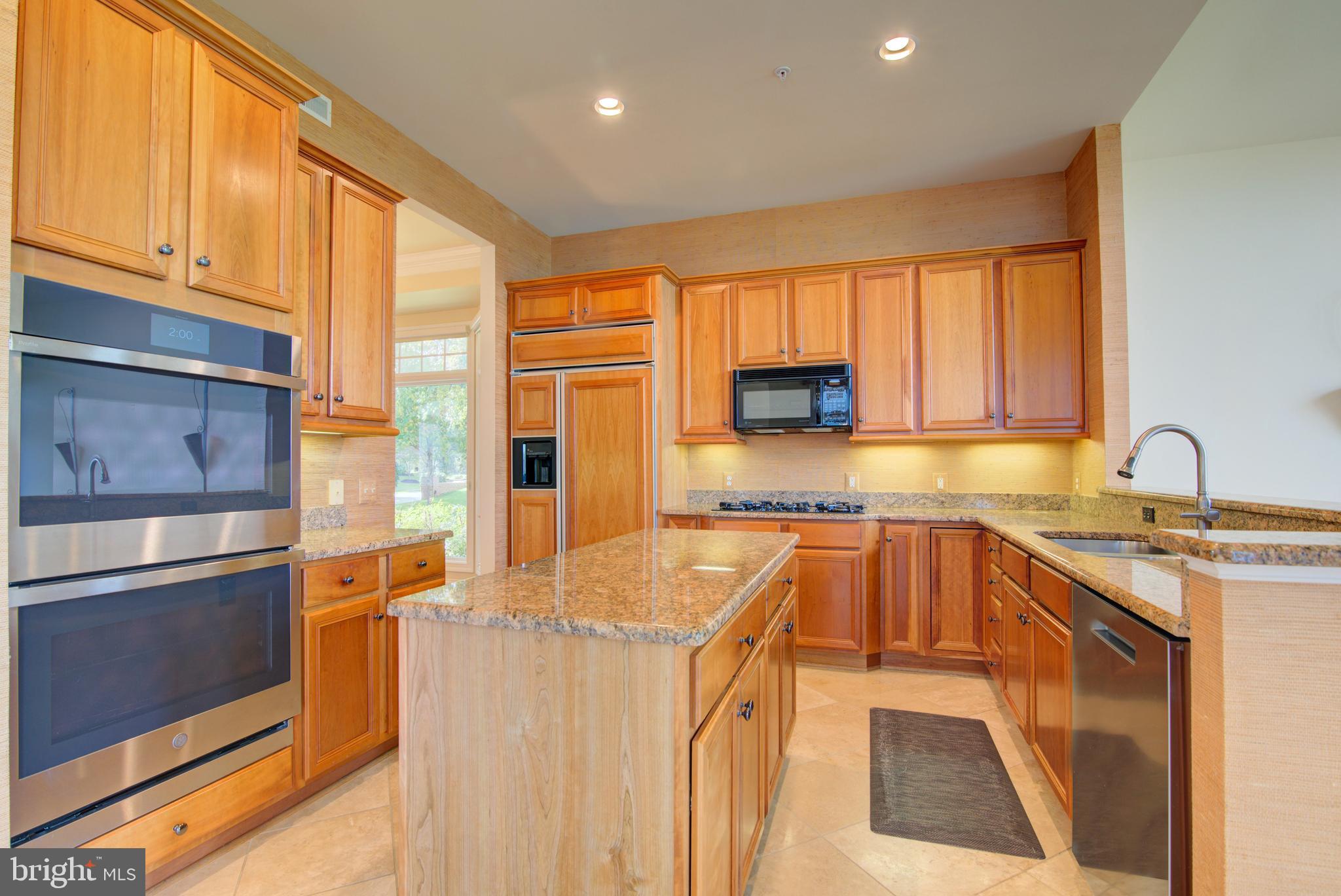 RIVER CREEK - Residential
