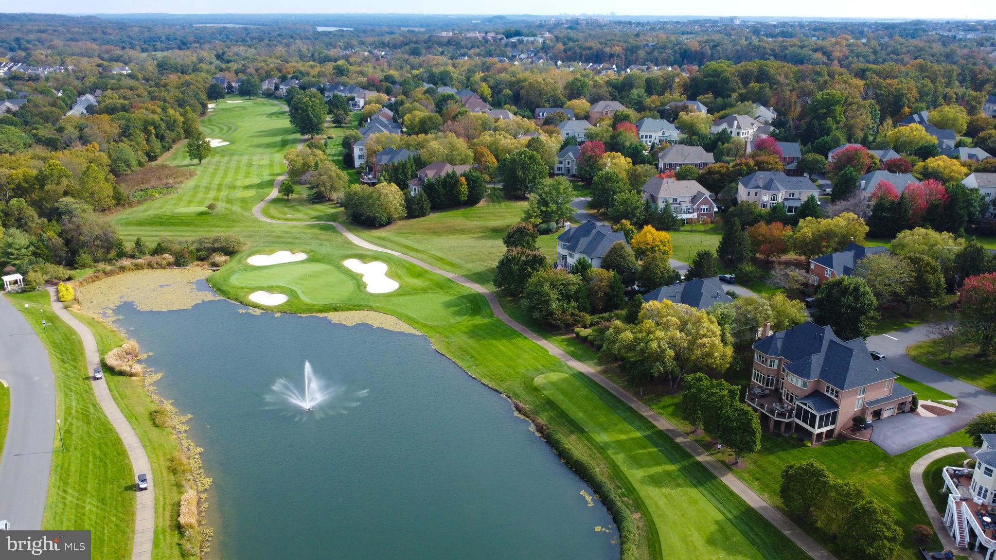 RIVER CREEK - Residential