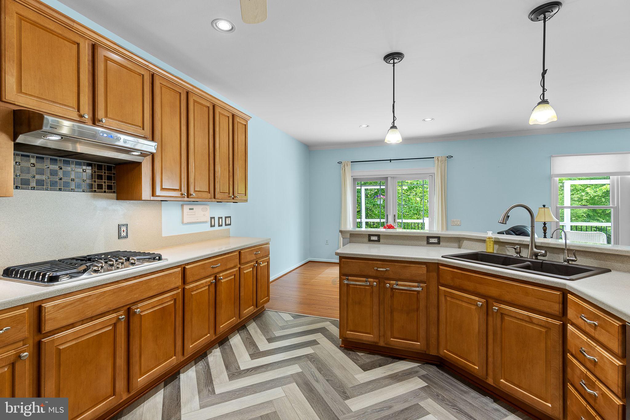 FALLS RUN - Residential