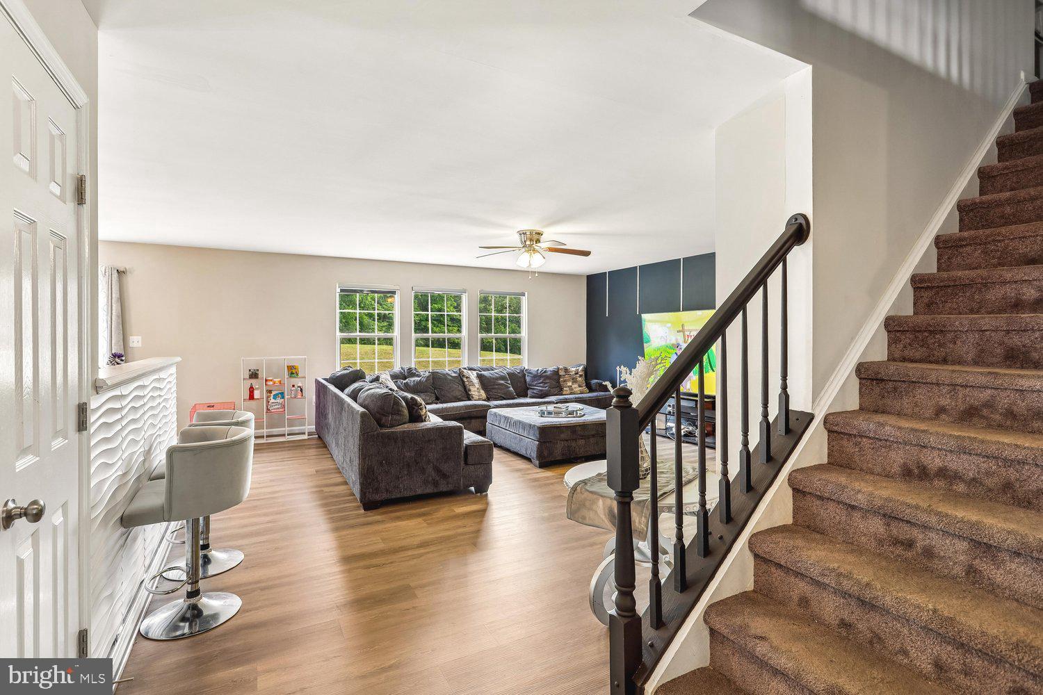 LAKEVIEW - Residential