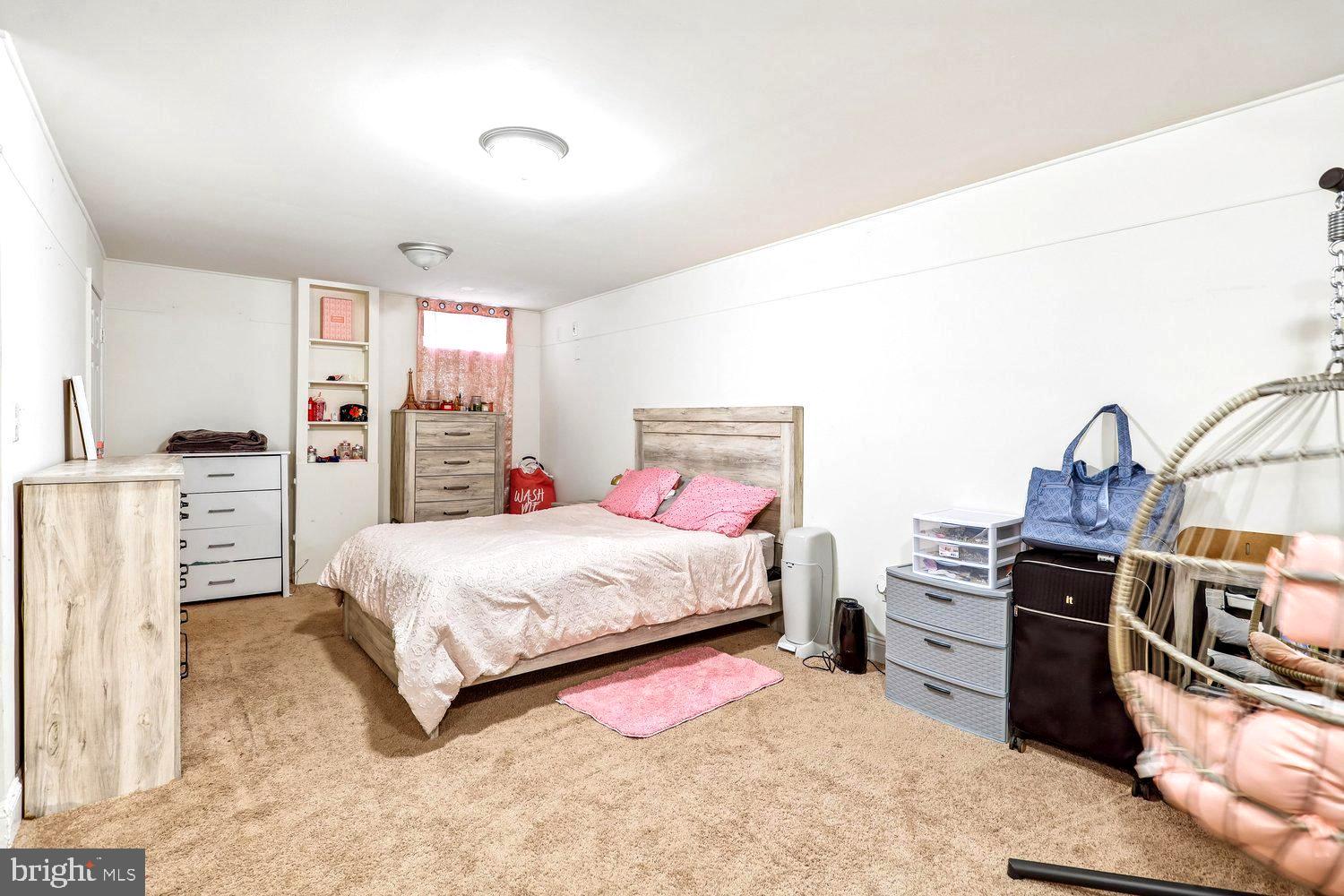 LAKEVIEW - Residential
