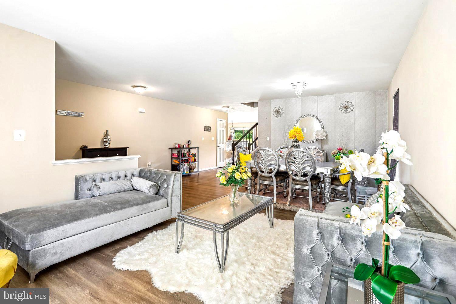 LAKEVIEW - Residential