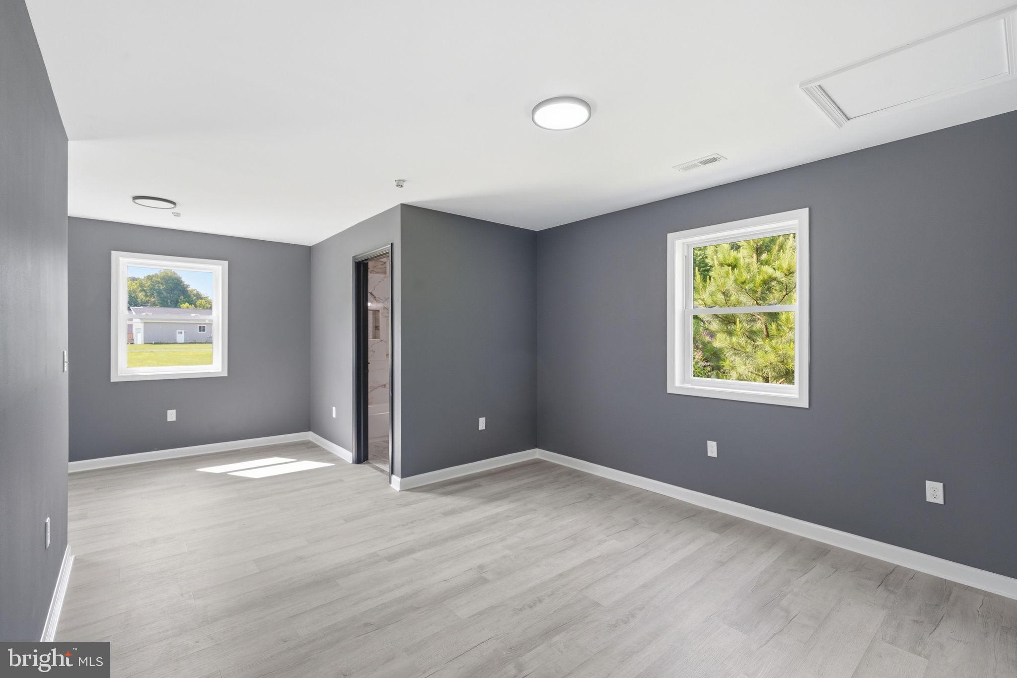 CROSBY WOODS - Residential