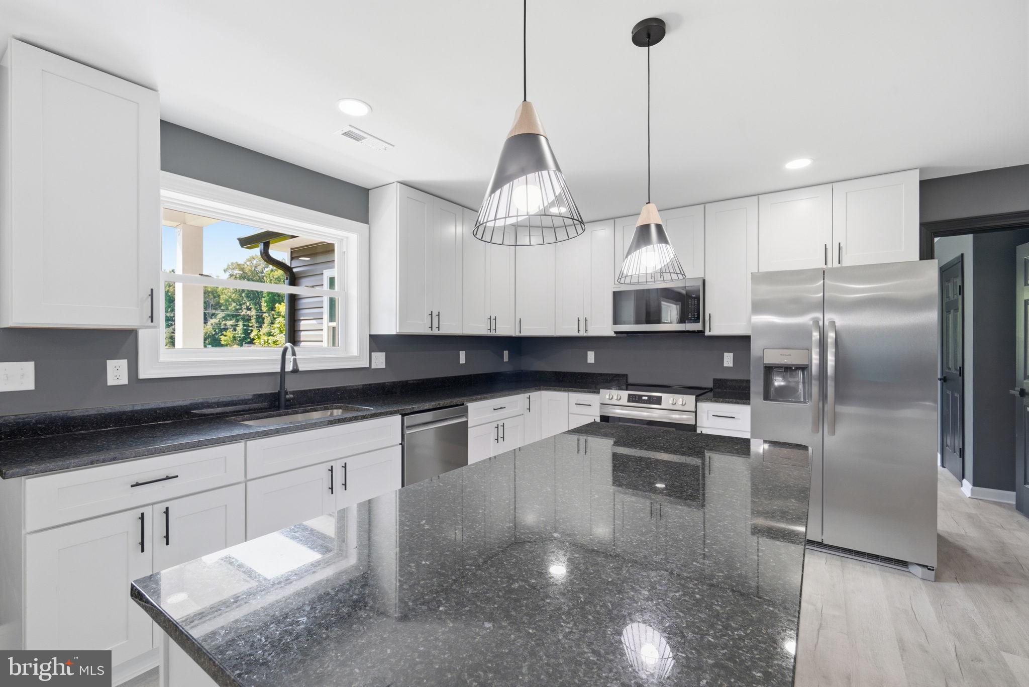CROSBY WOODS - Residential