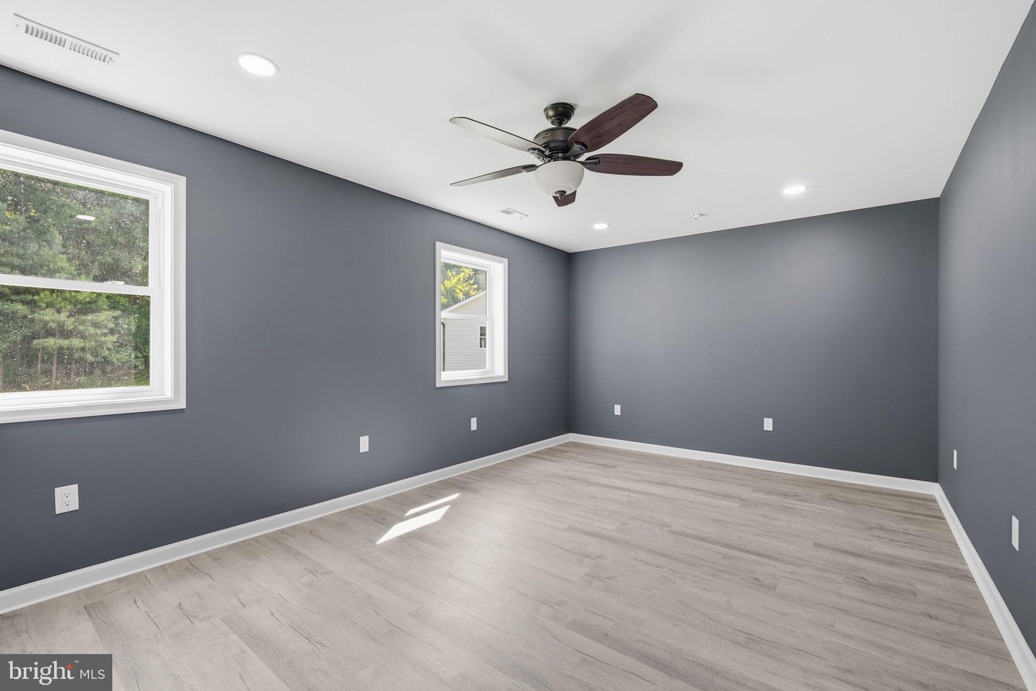 CROSBY WOODS - Residential