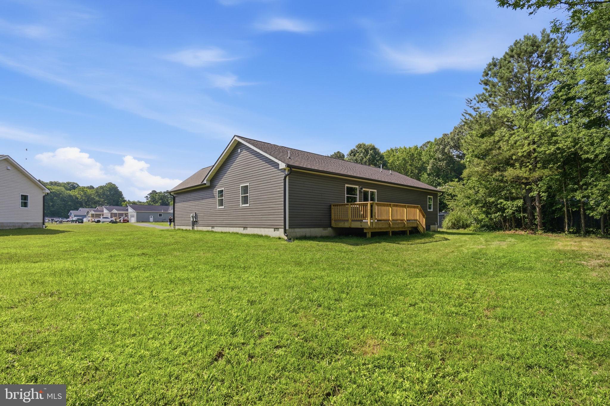 CROSBY WOODS - Residential