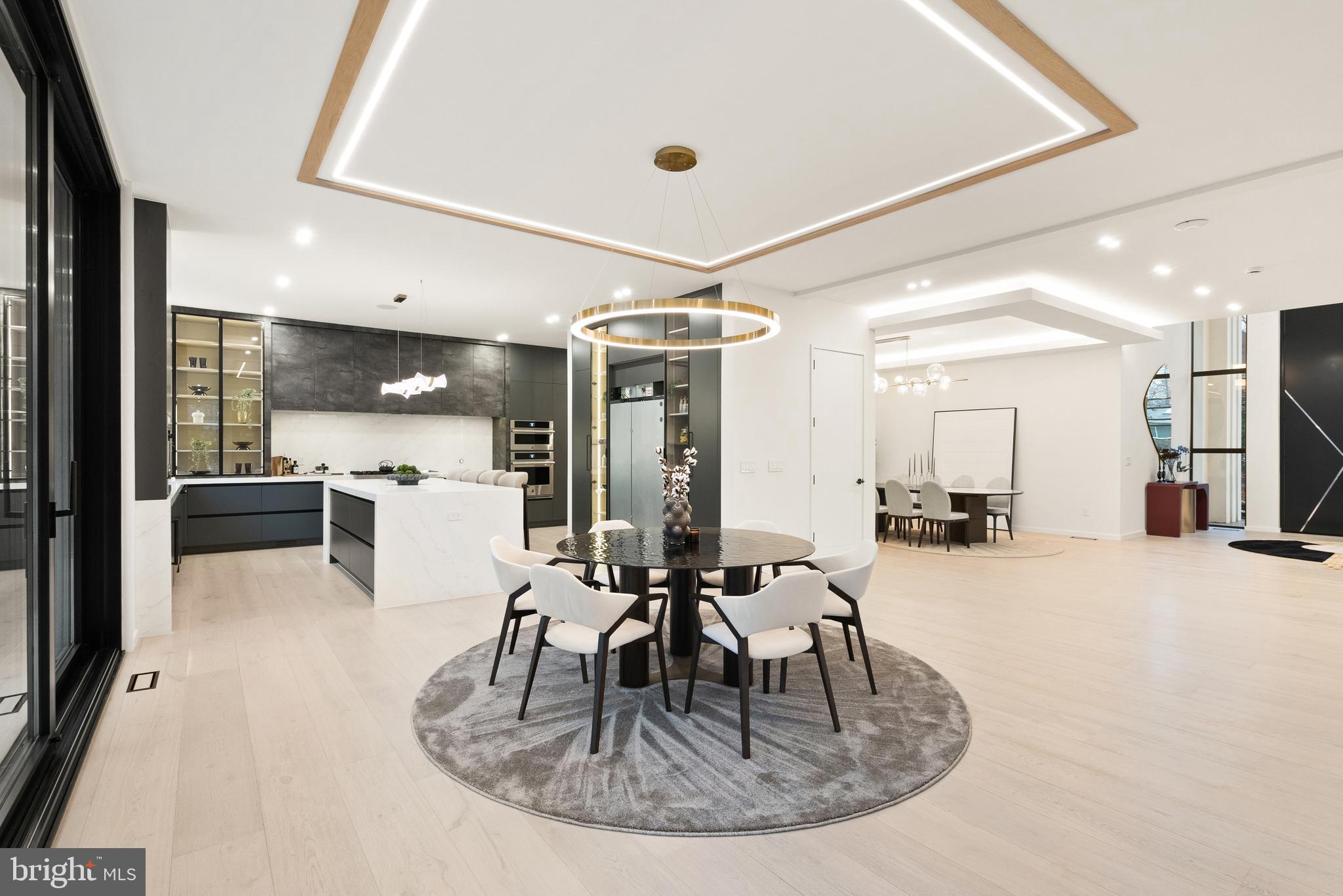 PINE RIDGE - Residential