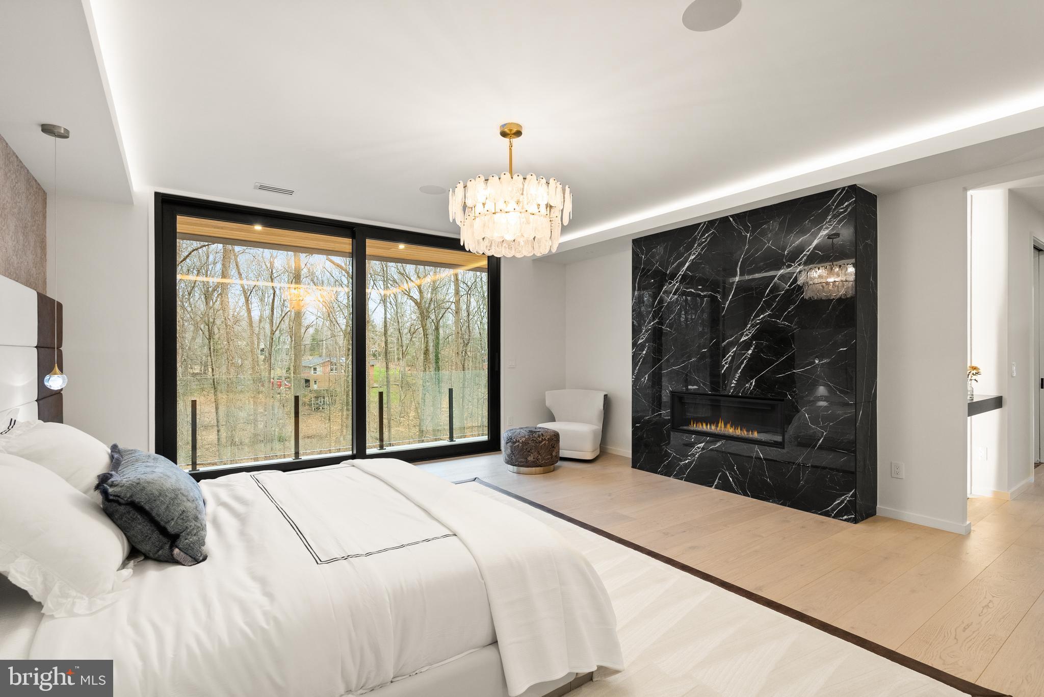 PINE RIDGE - Residential