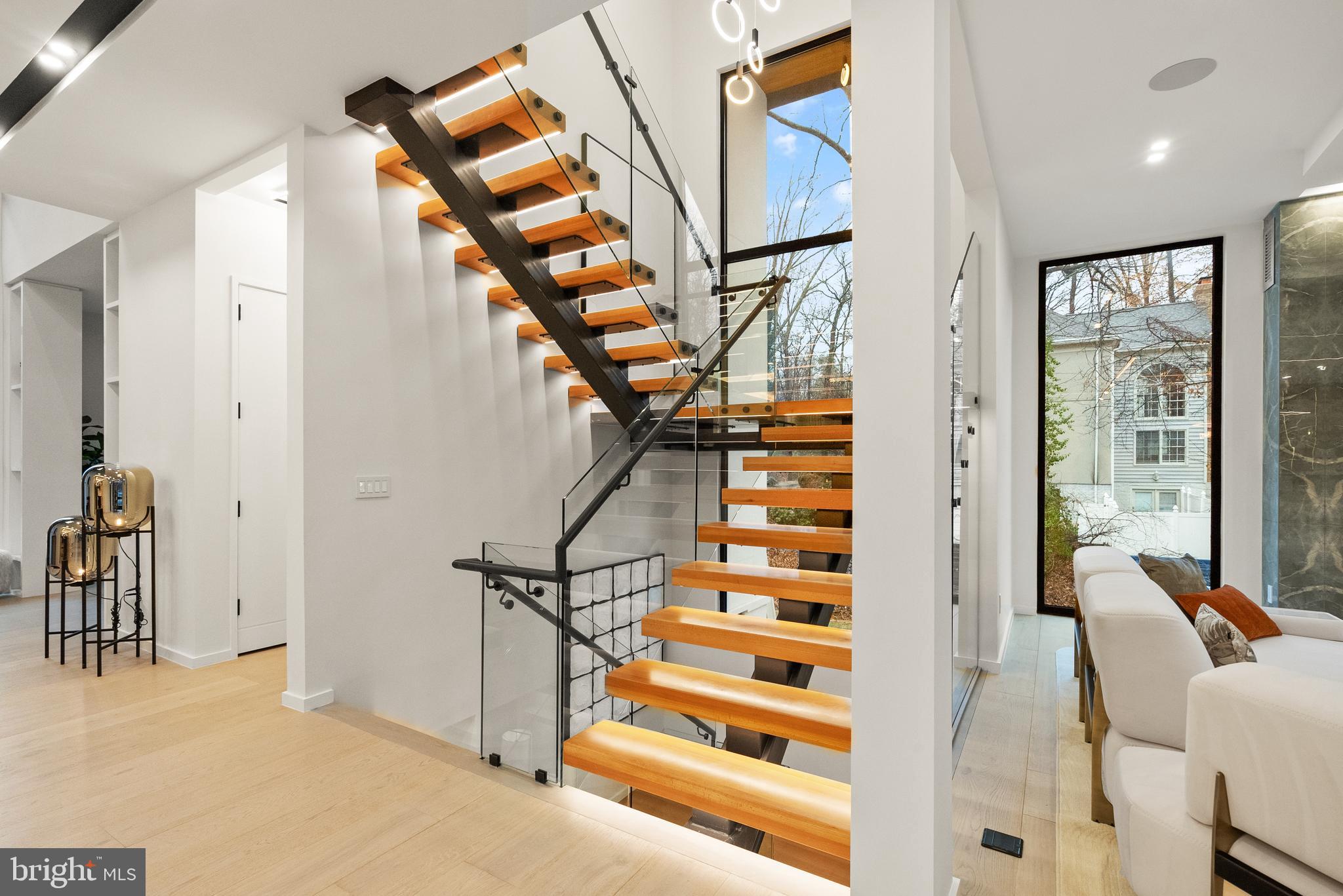 PINE RIDGE - Residential