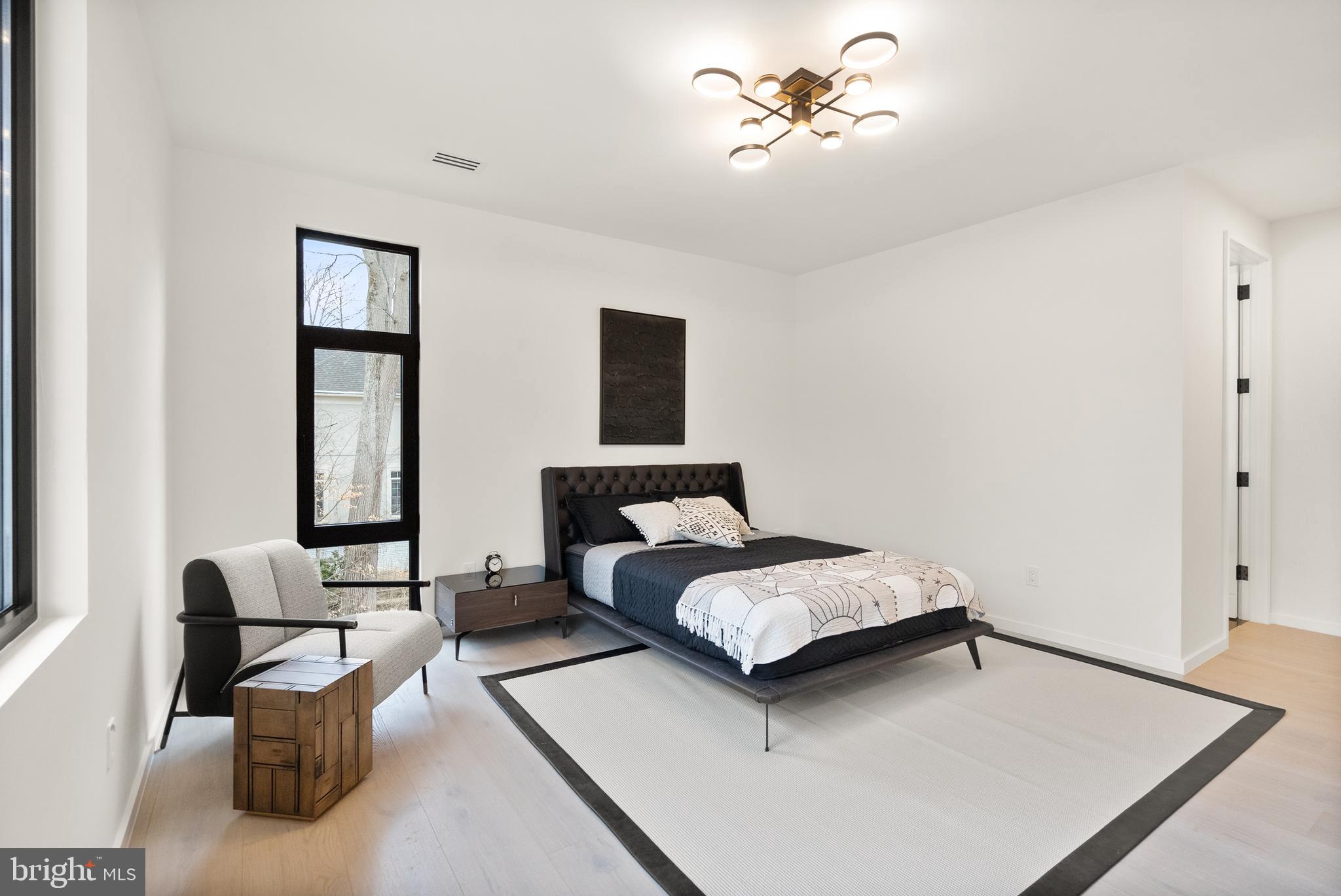 PINE RIDGE - Residential