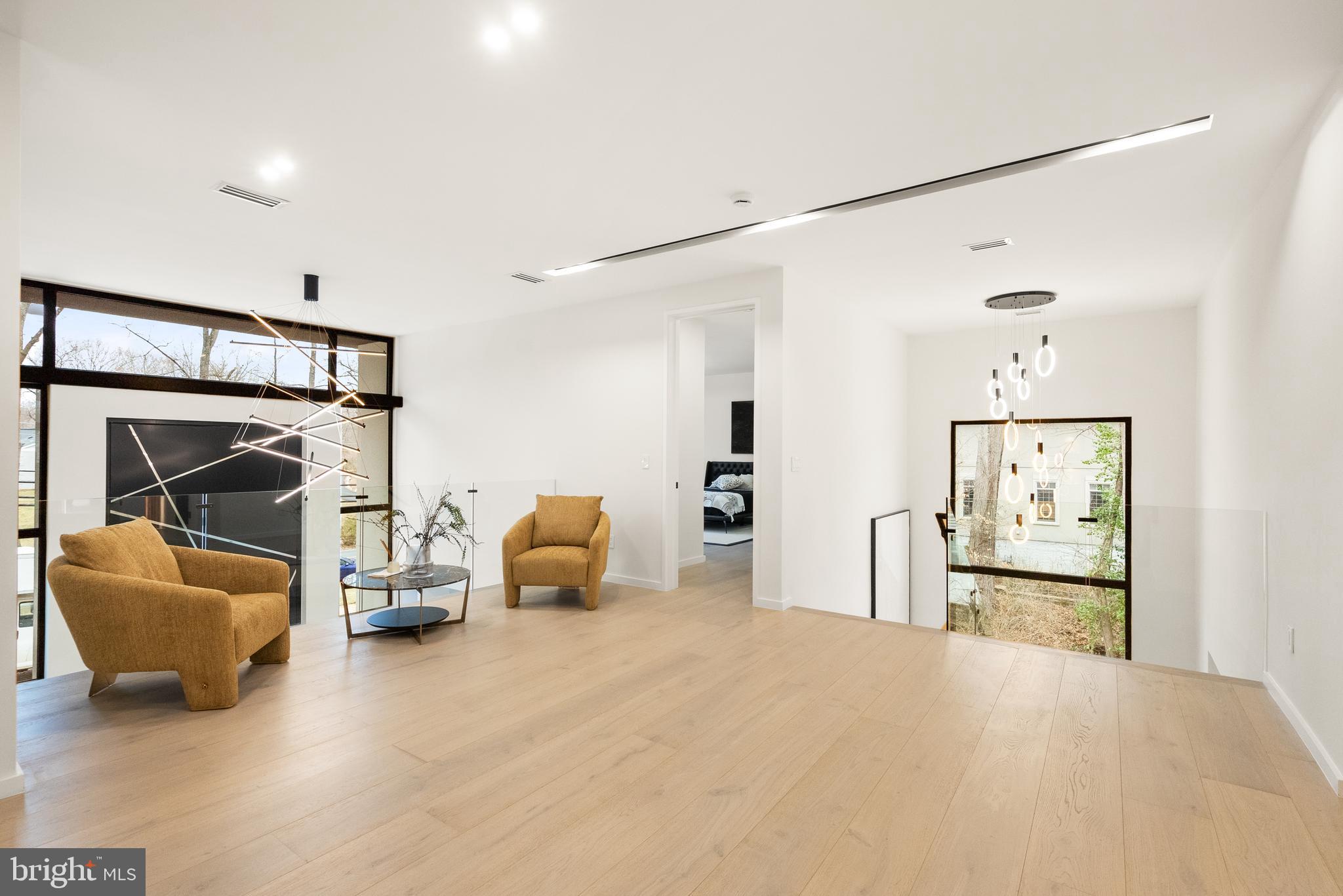 PINE RIDGE - Residential