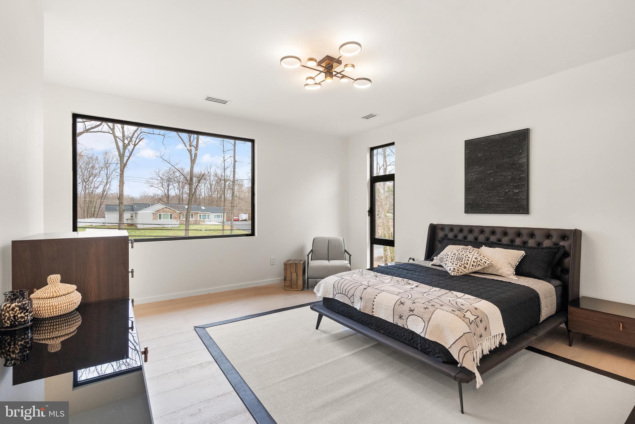 PINE RIDGE - Residential