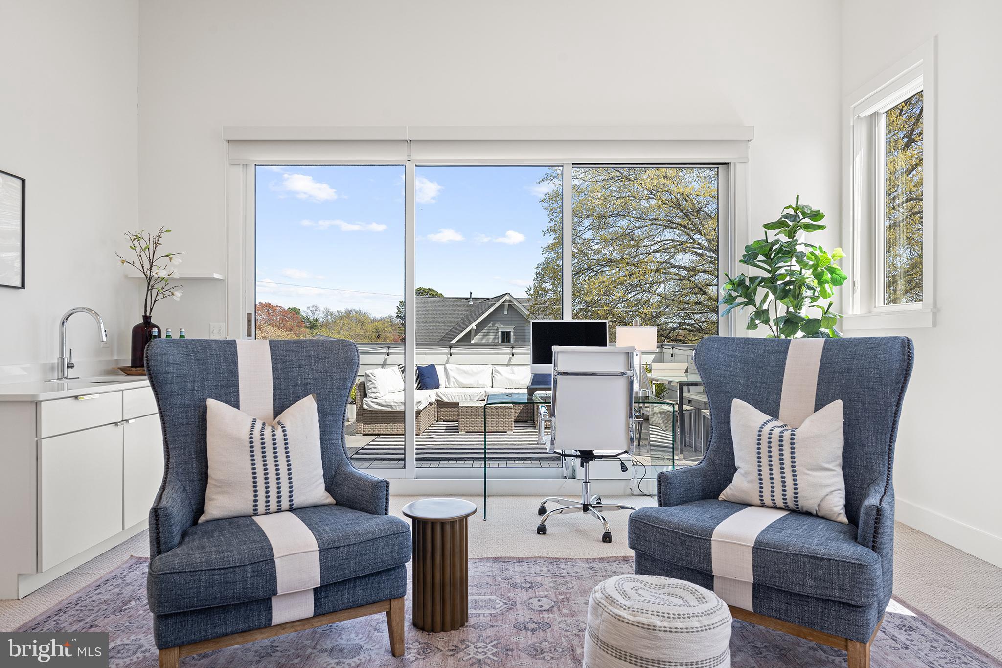 BERKSHIRE OAKWOOD - Residential