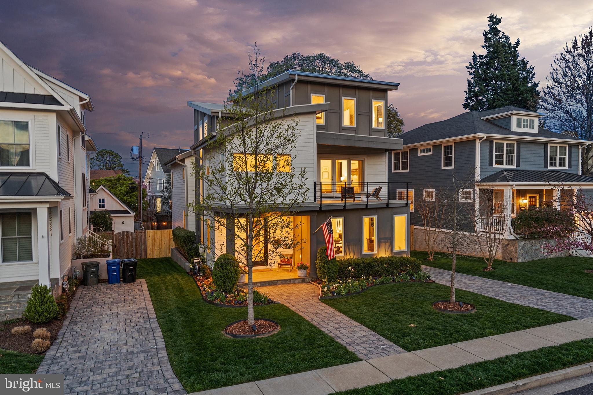 BERKSHIRE OAKWOOD - Residential