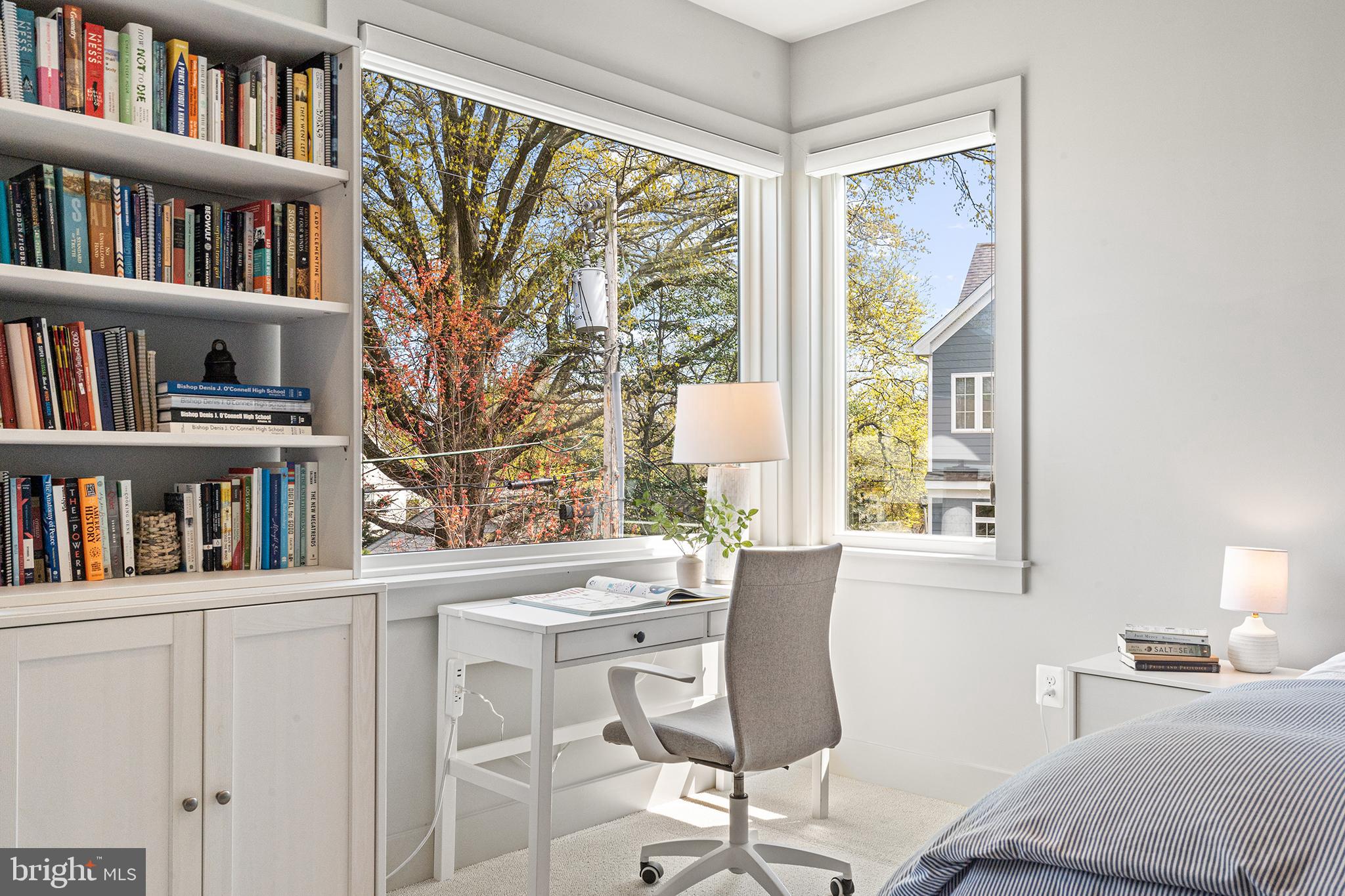 BERKSHIRE OAKWOOD - Residential